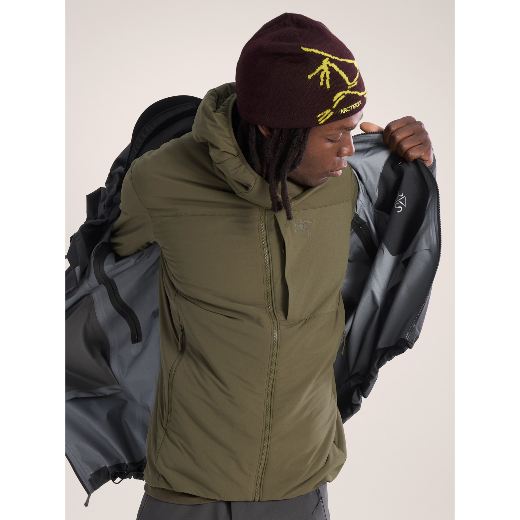 Arc'teryx Men's Proton Hoody - Lightweight Insulated Jacket for Hiking & Outdoor Activities | Water-Resistant & Breathable Winter Coat for Men