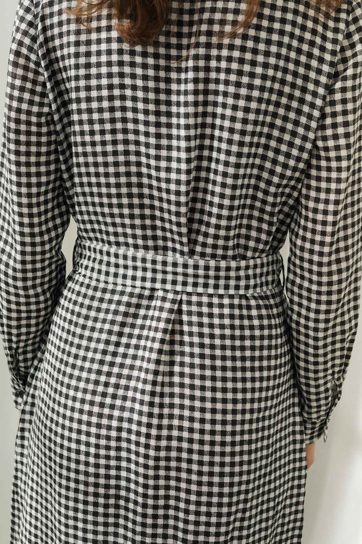 Pollan Black & White Vichy Checkered Tablecloth - Classic Picnic & Dining Decor for Outdoor Parties, BBQ, and Home Decor