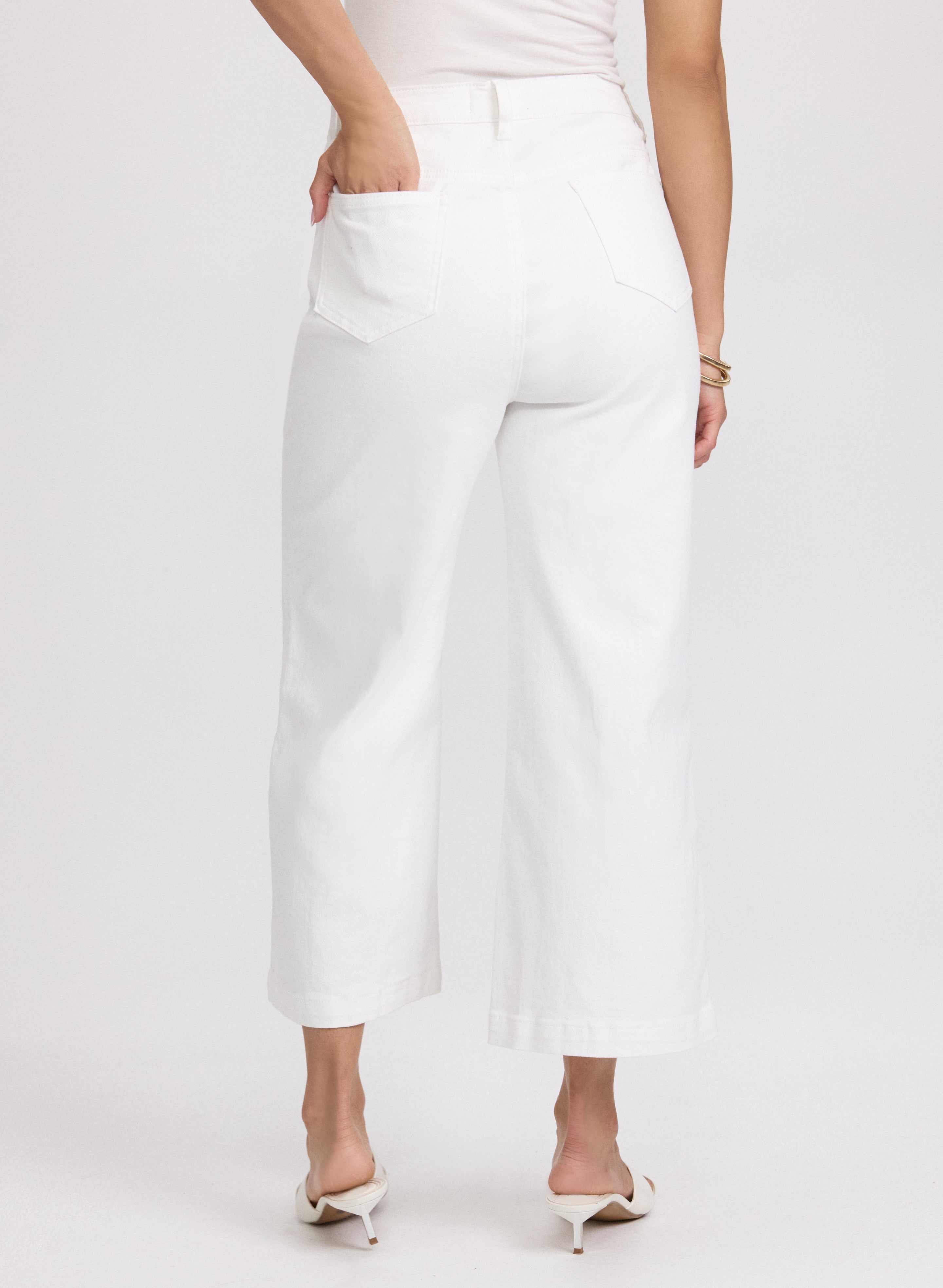 Cropped Flare Leg Jeans for Women - High Waisted Stretch Denim Pants - Vintage 70s Style Jeans for Casual Wear & Date Night Outfits