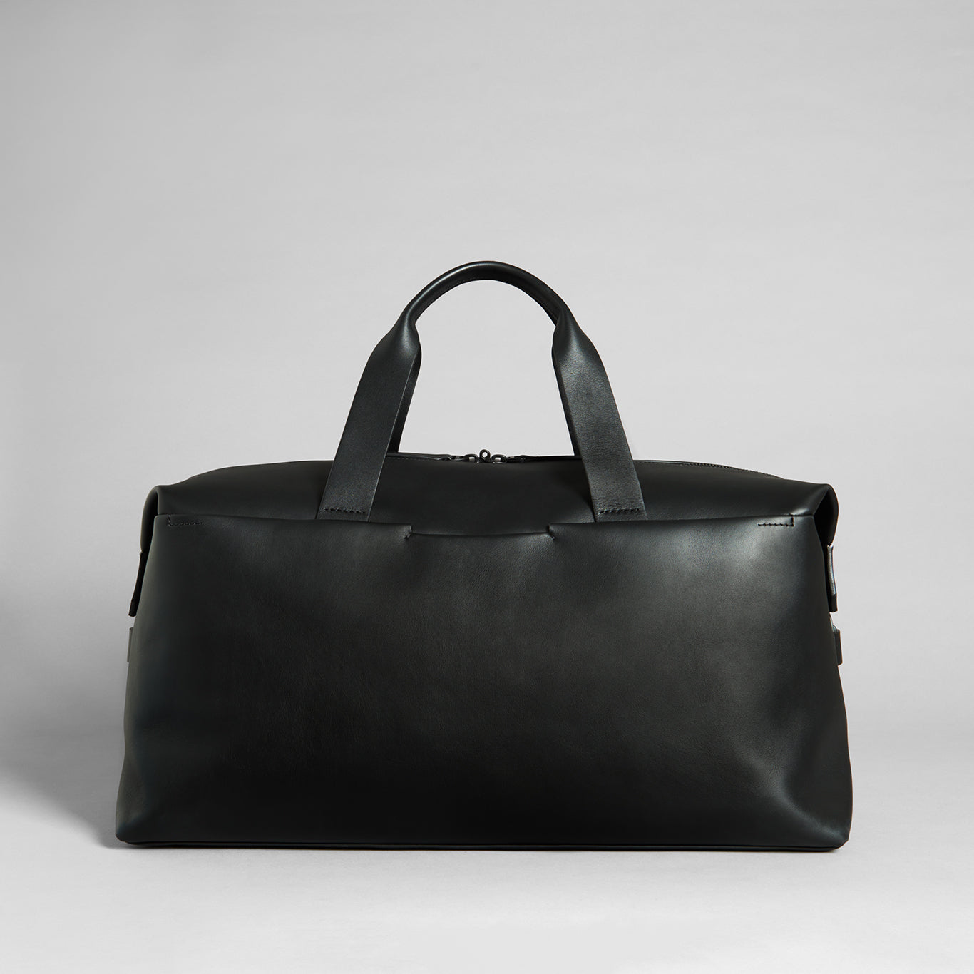 Premium Genuine Leather Duffle Bag for Travel & Gym - Stylish Carry-On Luggage for Men & Women - Perfect for Business Trips, Weekend Getaways & Workouts