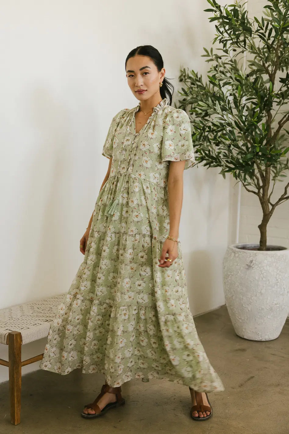 Milan Floral Maxi Dress - Elegant Long Summer Dress for Women, Boho Flowy Beach Dress with Pockets - Perfect for Vacations, Weddings & Outdoor Events