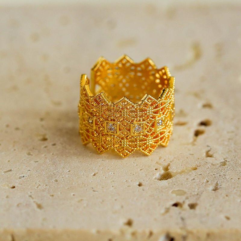 Elegant Lace Pattern Diamond Open Ring for Women - Perfect for Weddings, Anniversaries & Special Occasions
