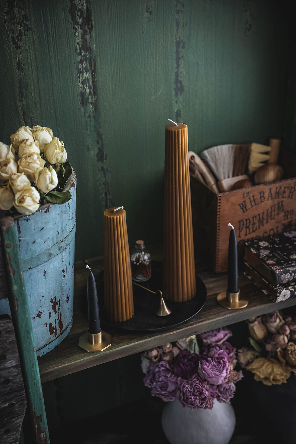 Natural Beeswax Fluted Pillar Candle - Handmade, Eco-Friendly, Long-Lasting for Home Decor, Wedding Centerpieces & Romantic Ambiance