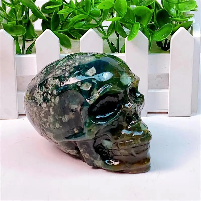Natural Moss Agate Skull Crystal Carving - 9cm Healing Energy Stone for Meditation, Reiki & Spiritual Decor | Handcrafted Halloween Gift & Home Decoration (1 Piece) | Perfect for Altars, Yoga Spaces & Gothic Decor