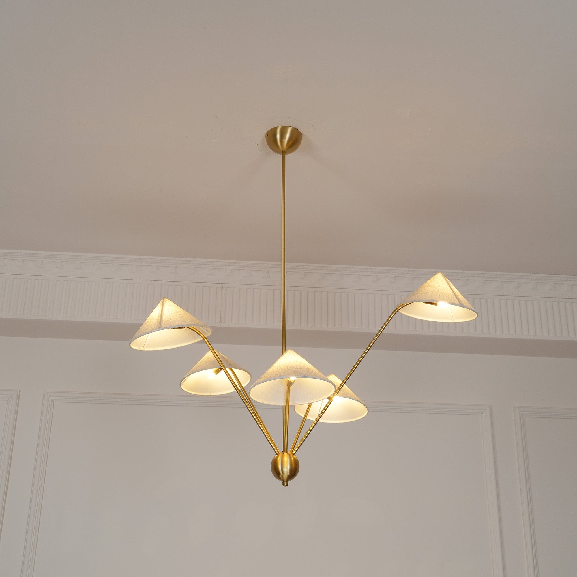 Elegant Mantis Chandelier - Modern Insect-Inspired Lighting Fixture for Dining Room, Living Room, and Bedroom Decor