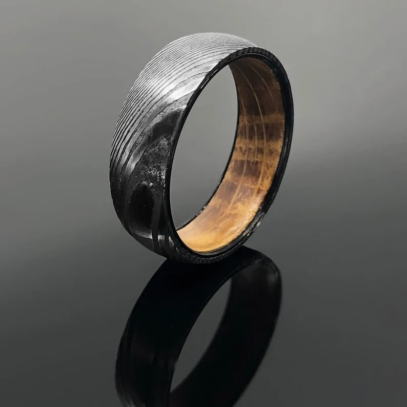 Premium Damascus Steel Wedding Band with Whiskey Barrel Wood Inlay - Handcrafted Rustic Men's Ring for Weddings, Anniversaries & Outdoor Adventures