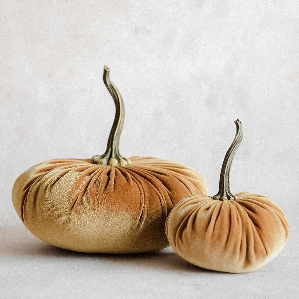 Luxury Velvet Pumpkin Decor for Fall - Elegant Autumn Home Decor, Thanksgiving & Halloween Table Centerpiece, Seasonal Mantel Display
