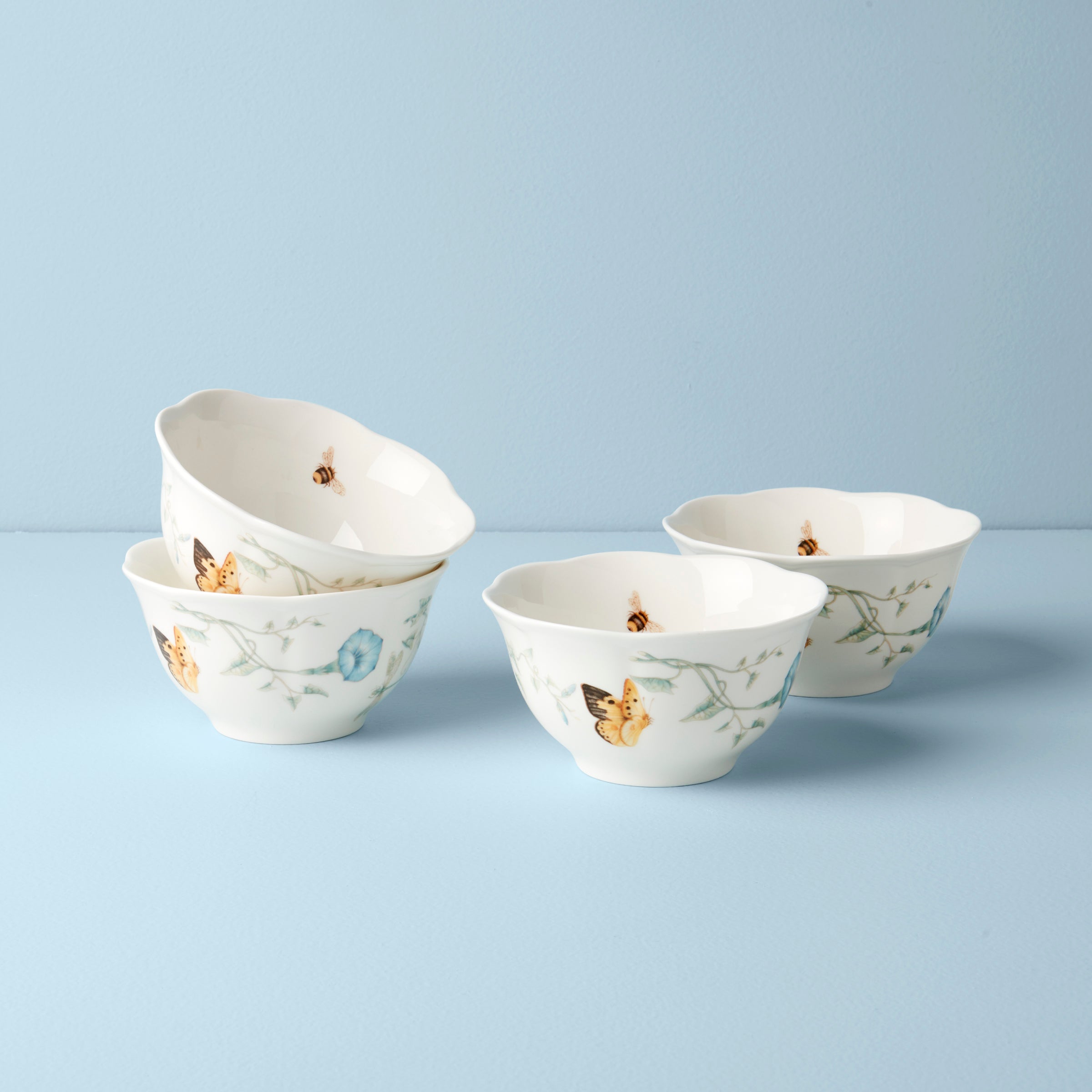 Butterfly Meadow Rice Bowls Set of 4 - Ceramic Asian Style Soup & Salad Bowls for Home Dining, Perfect for Ramen, Noodles, and Healthy Meals