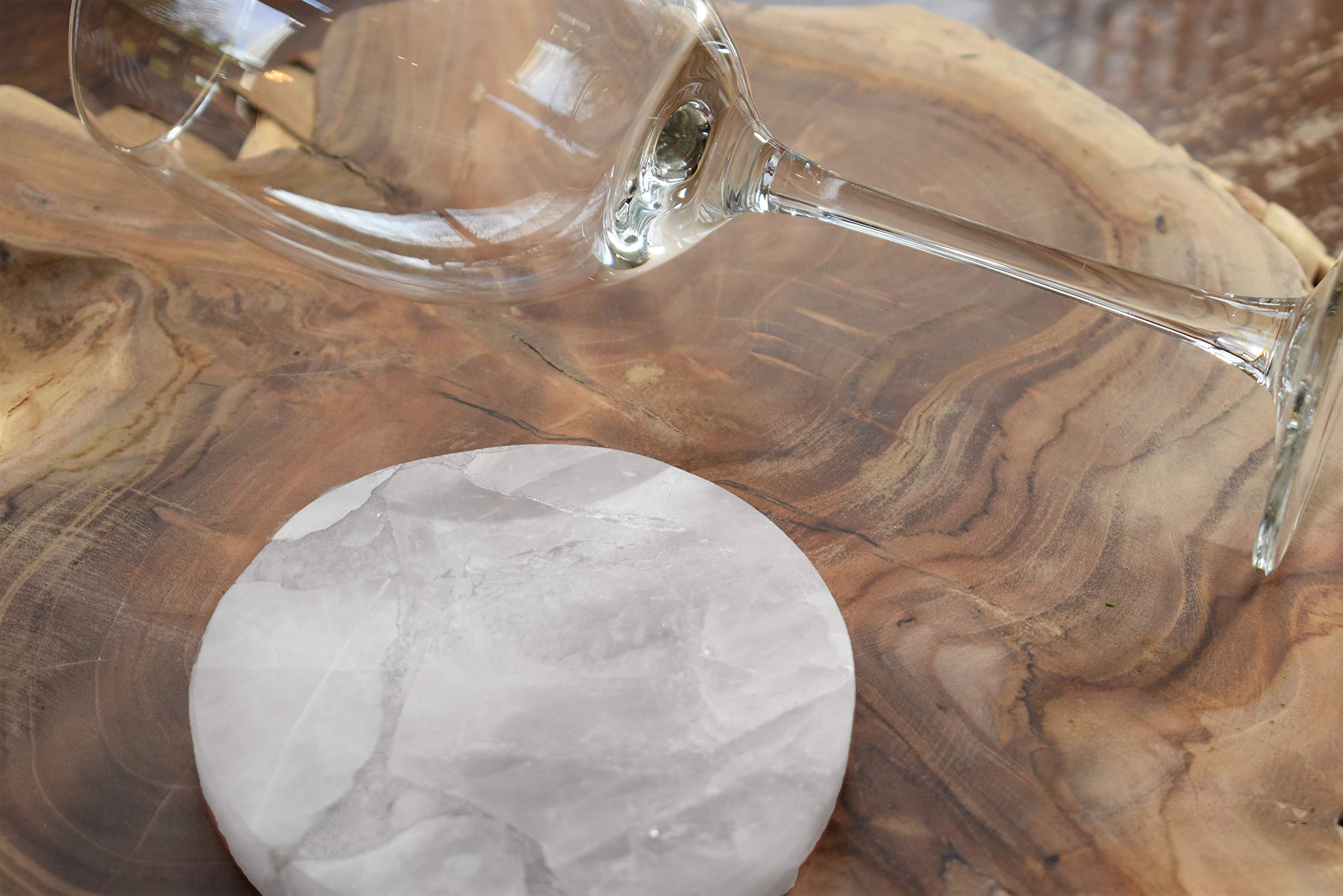 Luxury Quartz White Coasters Set of 4 - Non-Slip Stone Coasters for Drinks - Elegant Circular Home Decor & Gift Idea for Housewarming, Wedding, Christmas - Perfect for Coffee Tables, Dining Tables, and Office Desks
