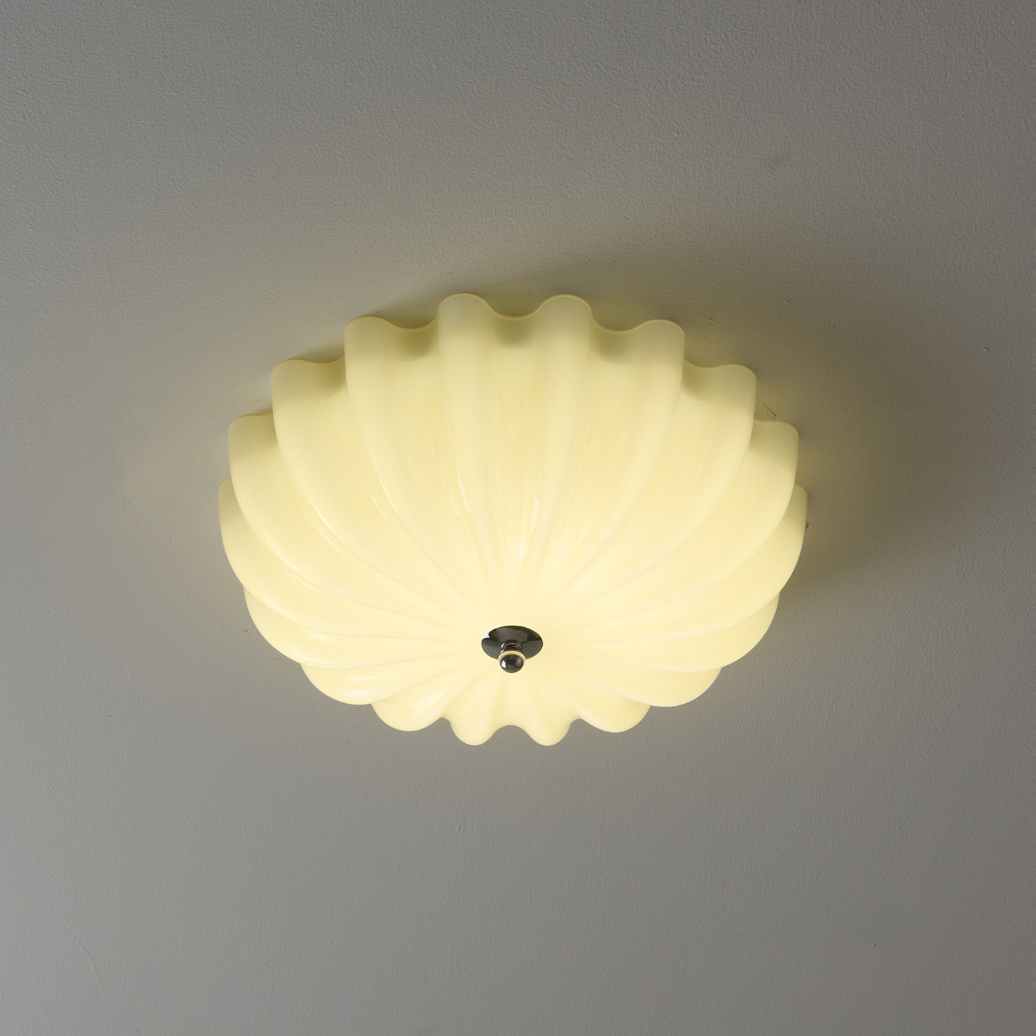 Dewdrop Shell Ceiling Light Fixture - Modern Crystal Glass Pendant Lighting for Living Room, Bedroom, Dining Room & Kitchen | Elegant Home Decor