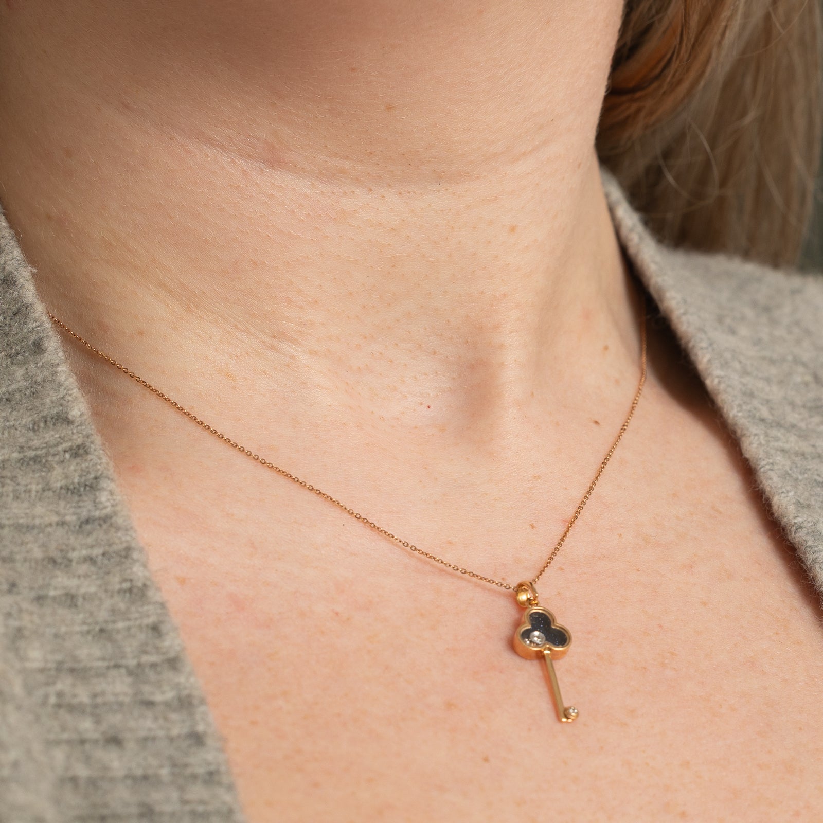 Diamond Clover Key Pendant Necklace | 0.03ctw | 18K Gold | Elegant Jewelry for Women | Perfect Gift for Birthday, Anniversary & Valentine's Day