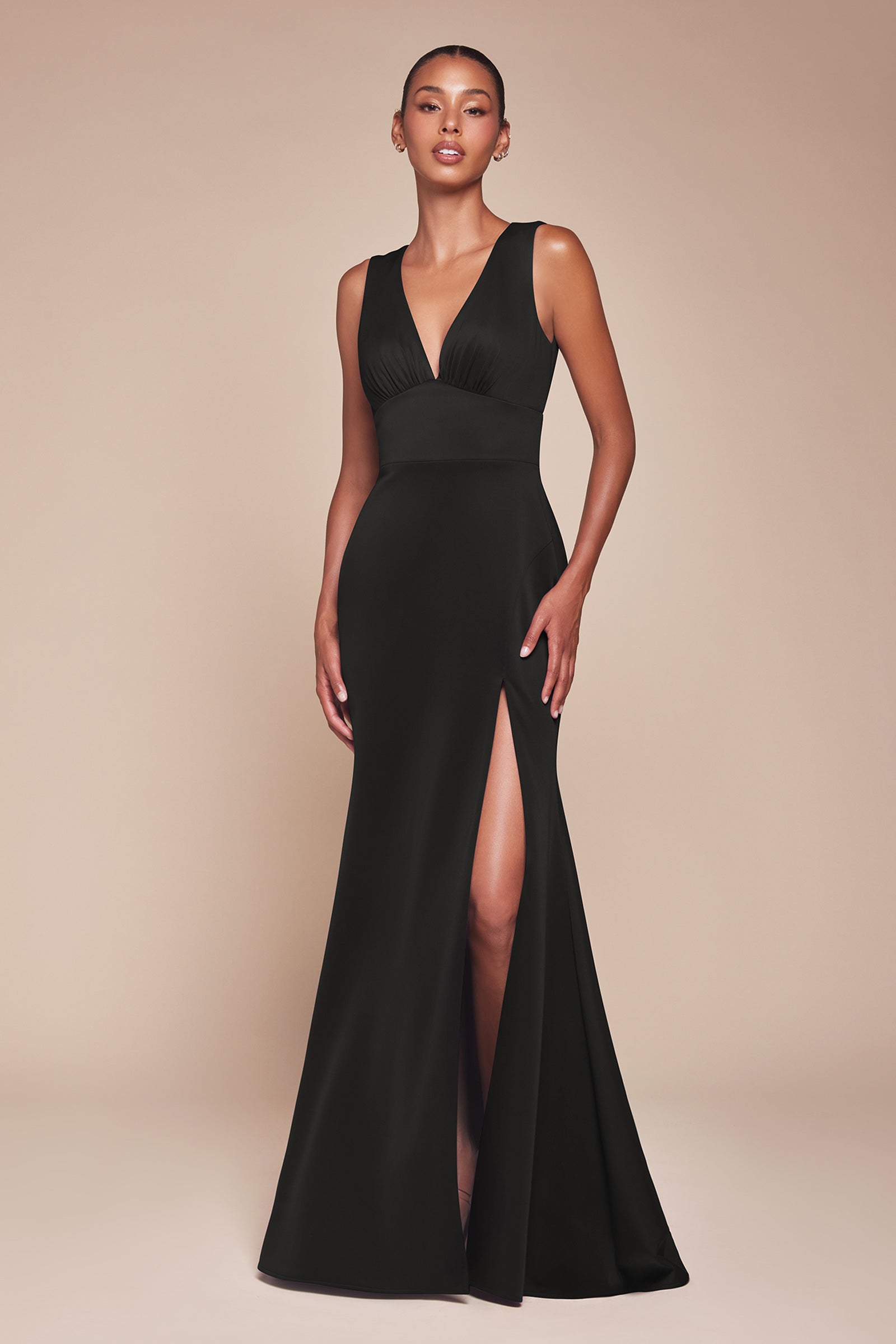 Elegant Cora Gown for Women - Stylish Evening Dress for Parties, Weddings & Special Occasions
