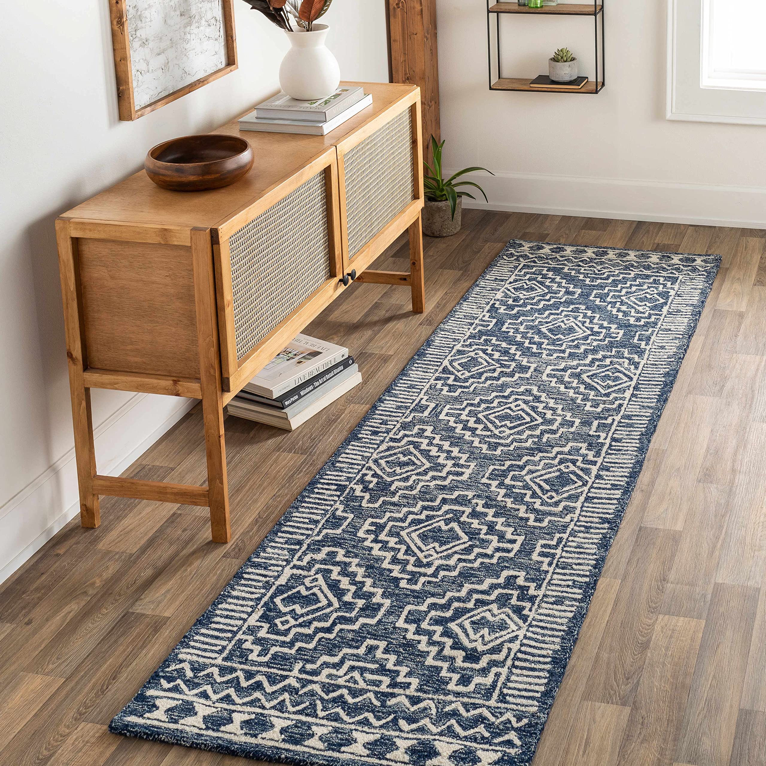 Premium Horton Wool Area Rug for Living Room & Bedroom - Traditional Beige & Blue Design - 6' x 9' - Soft & Durable - Perfect for Cozy Home Decor & High-Traffic Areas