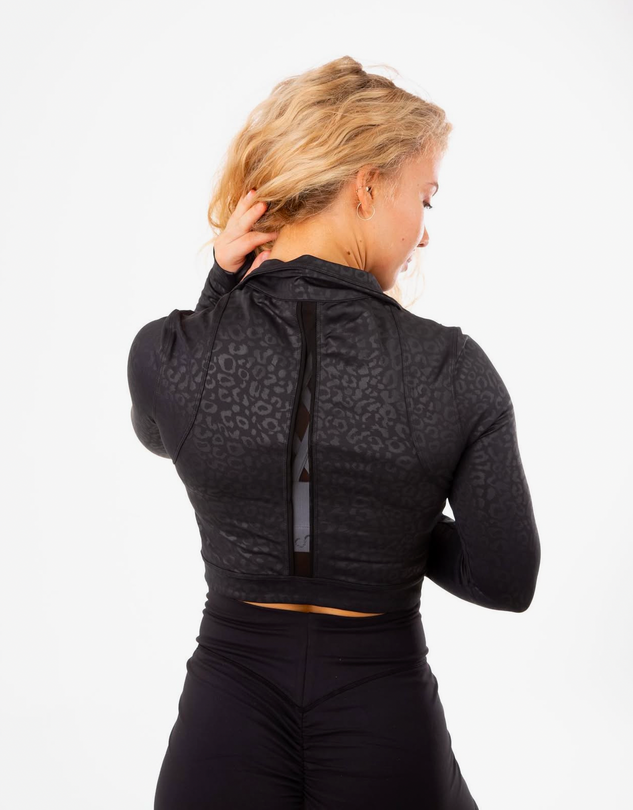 Lightweight Crop Jacket for Women - Black Leopard Print | Stylish Spring & Fall Outerwear for Casual Outings & Streetwear Fashion