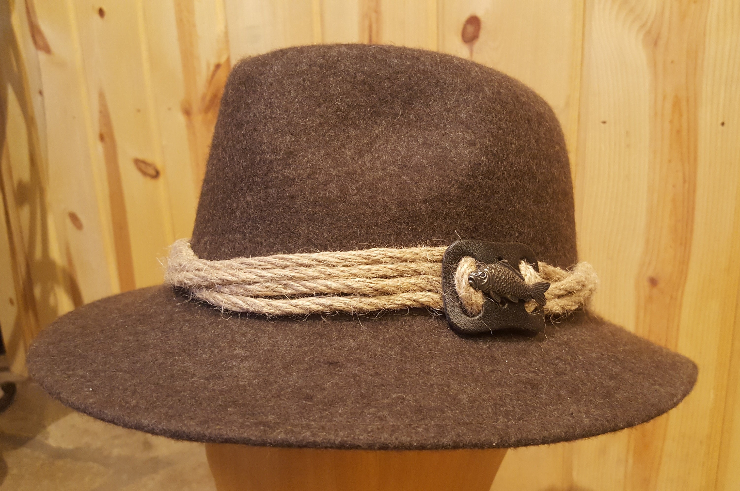 Traditional Fisherman's Hat with Pewter Fish Adornment - Waterproof Cotton Angler Cap for Fishing, Outdoor & Coastal Adventures