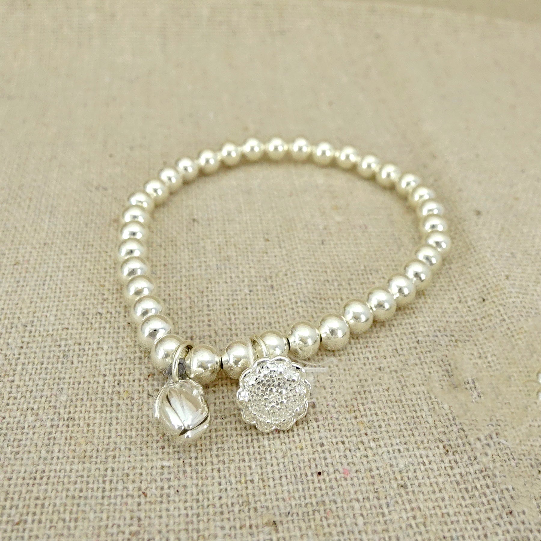 Elegant Silver Bracelets for Women - Trendy & Hypoallergenic Jewelry for Everyday Wear & Special Occasions