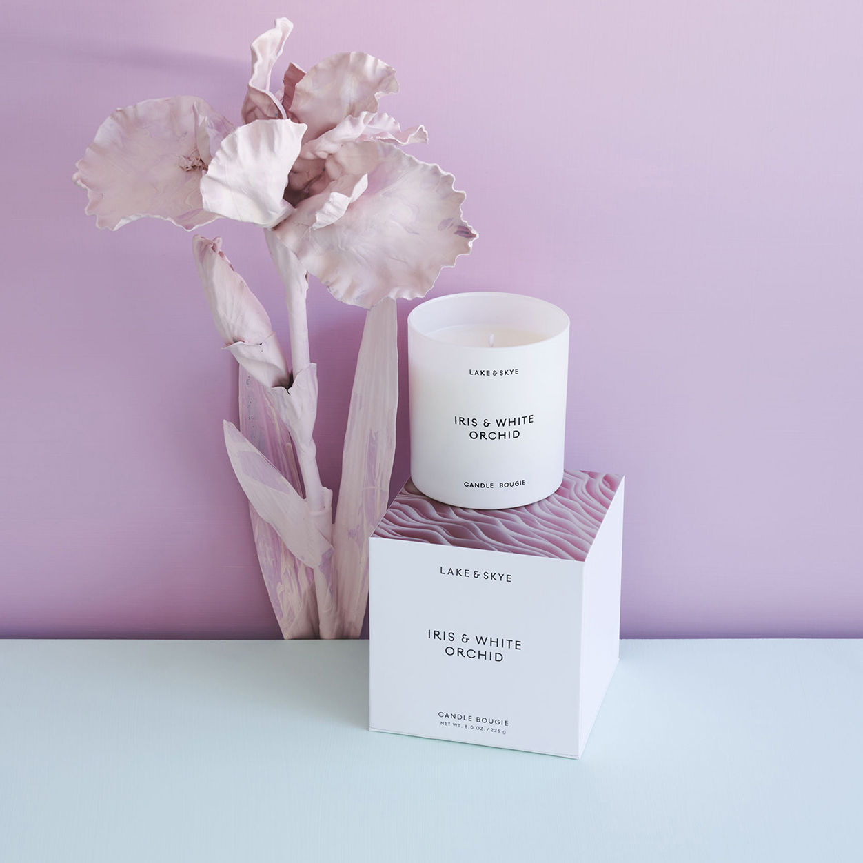 Premium Iris & White Orchid Scented Candle - Long-Lasting Aromatherapy for Home, Spa & Romantic Ambiance