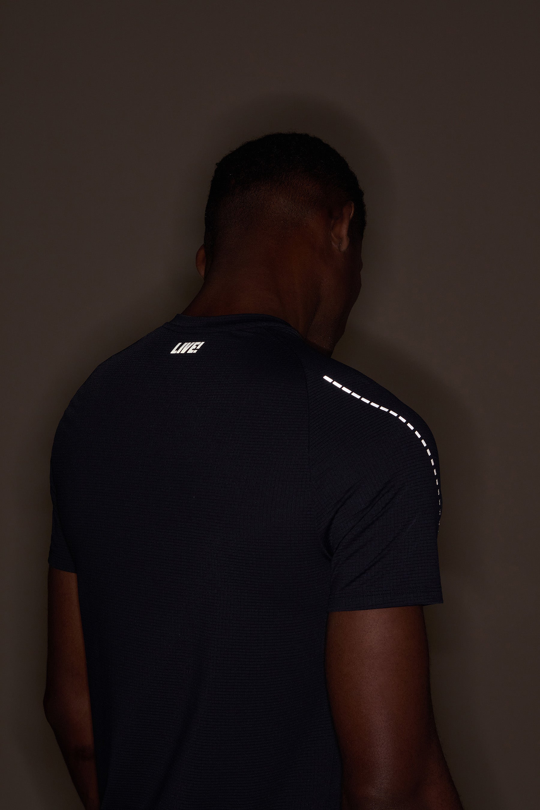 Fit Raglan Reflex Men's T-Shirt - Comfortable & Stylish Athletic Tee for Gym, Running & Casual Wear