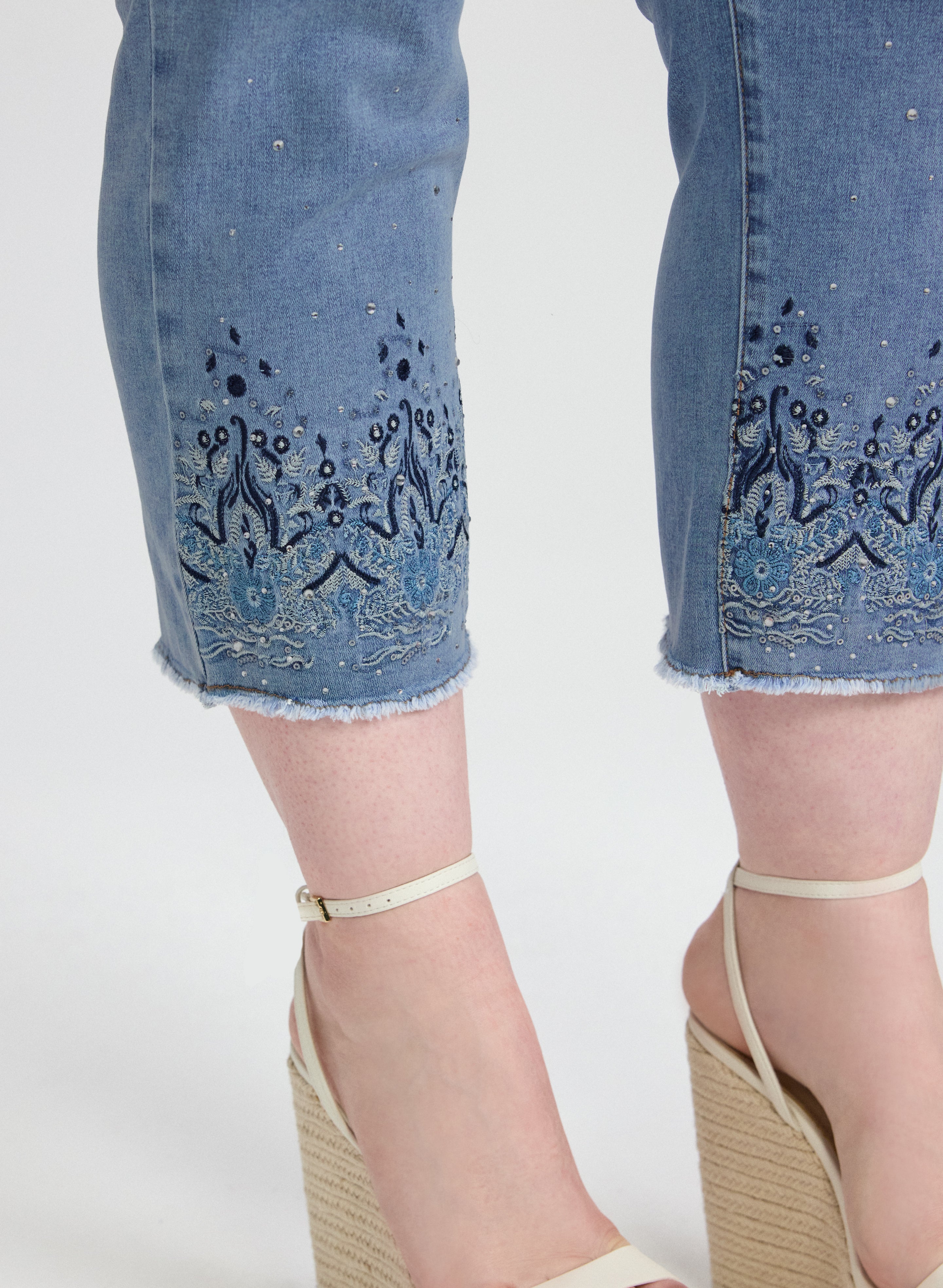Embellished Denim Capris for Women - Stylish Distressed Shorts with Rhinestone Details | Perfect for Summer Outfits, Casual Wear & Beach Vacations