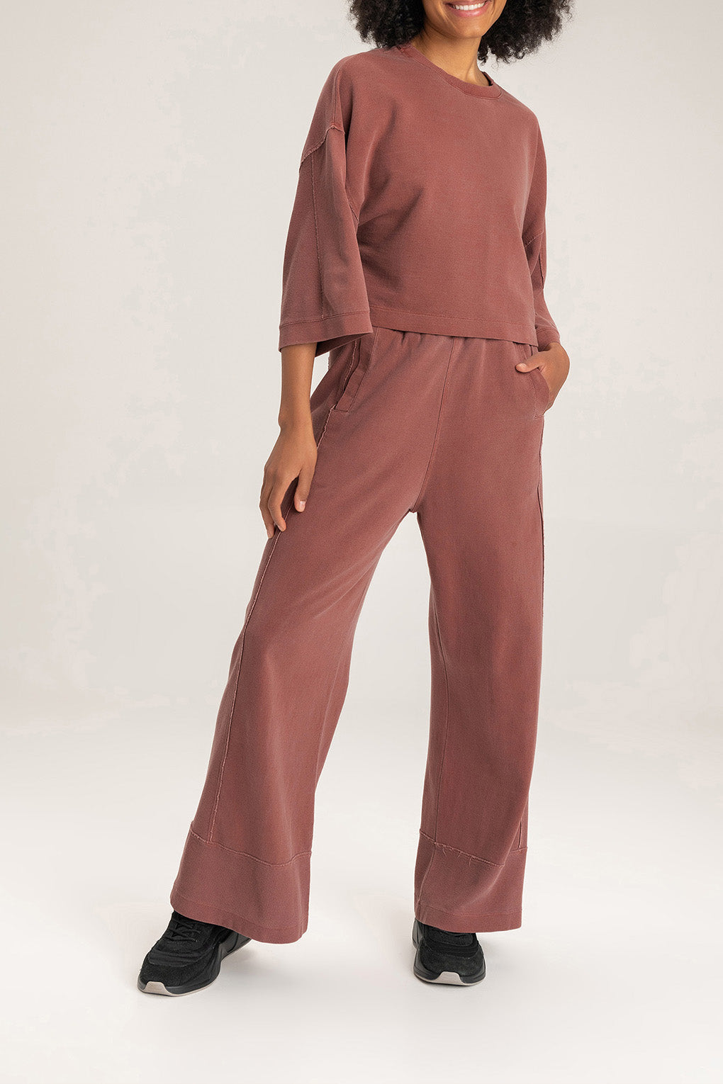 Vintage Dye Washed Sweatshirt Pants for Women & Men - Comfortable Casual Loungewear Set for Home, Gym, and Streetwear Fashion