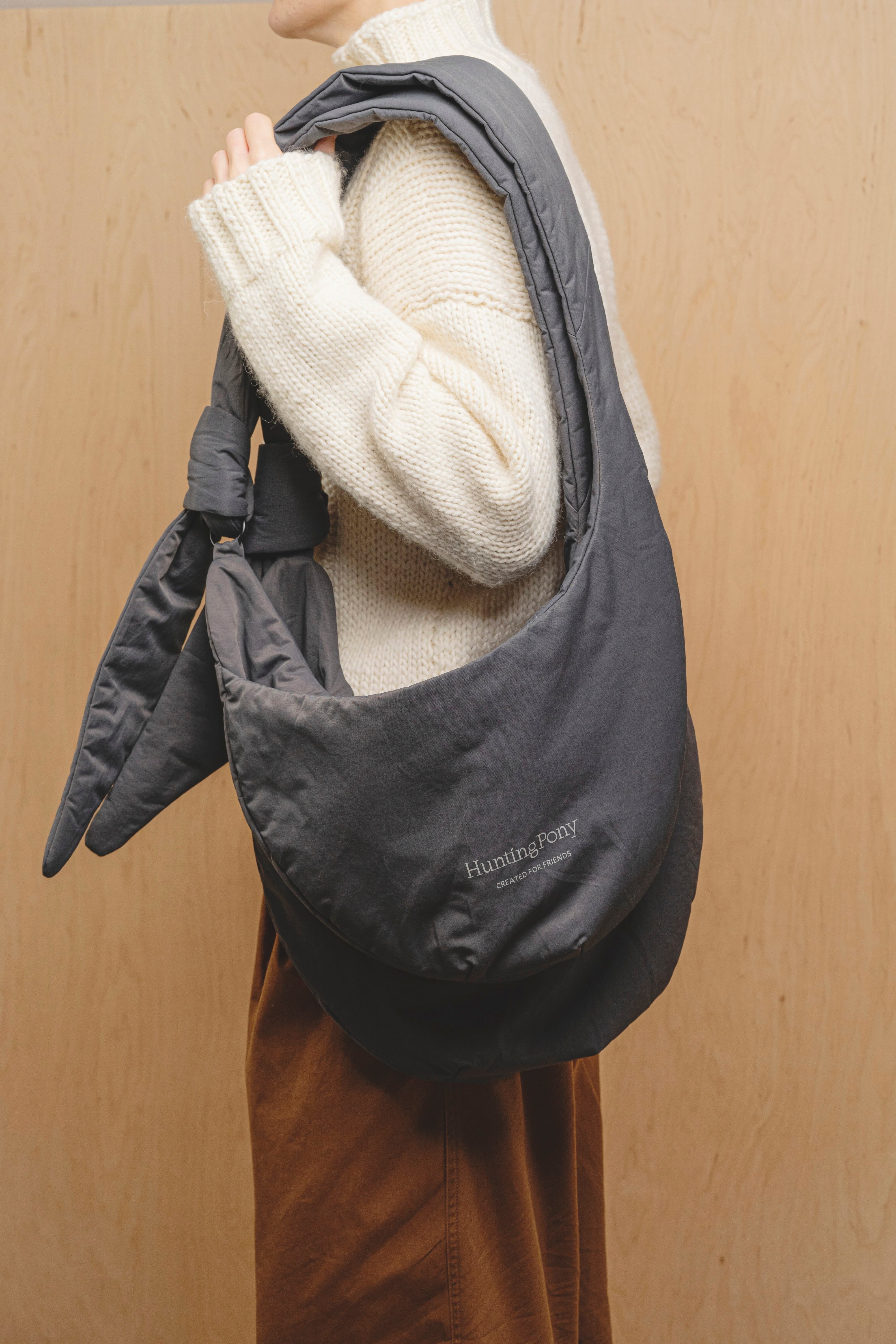 Stylish Sling Bag Pony Kangaroony in Graphite - Perfect for Travel, Hiking, and Everyday Use
