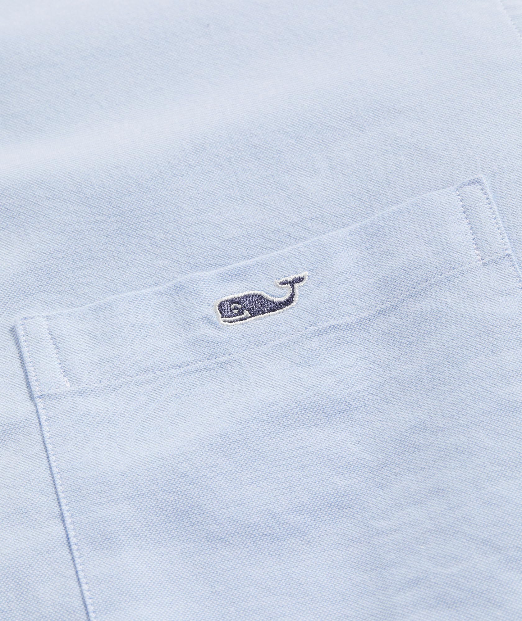 Vineyard Vines Men's Solid Stretch Oxford Shirt - Comfortable Casual Dress Shirt for Office, Business & Formal Occasions