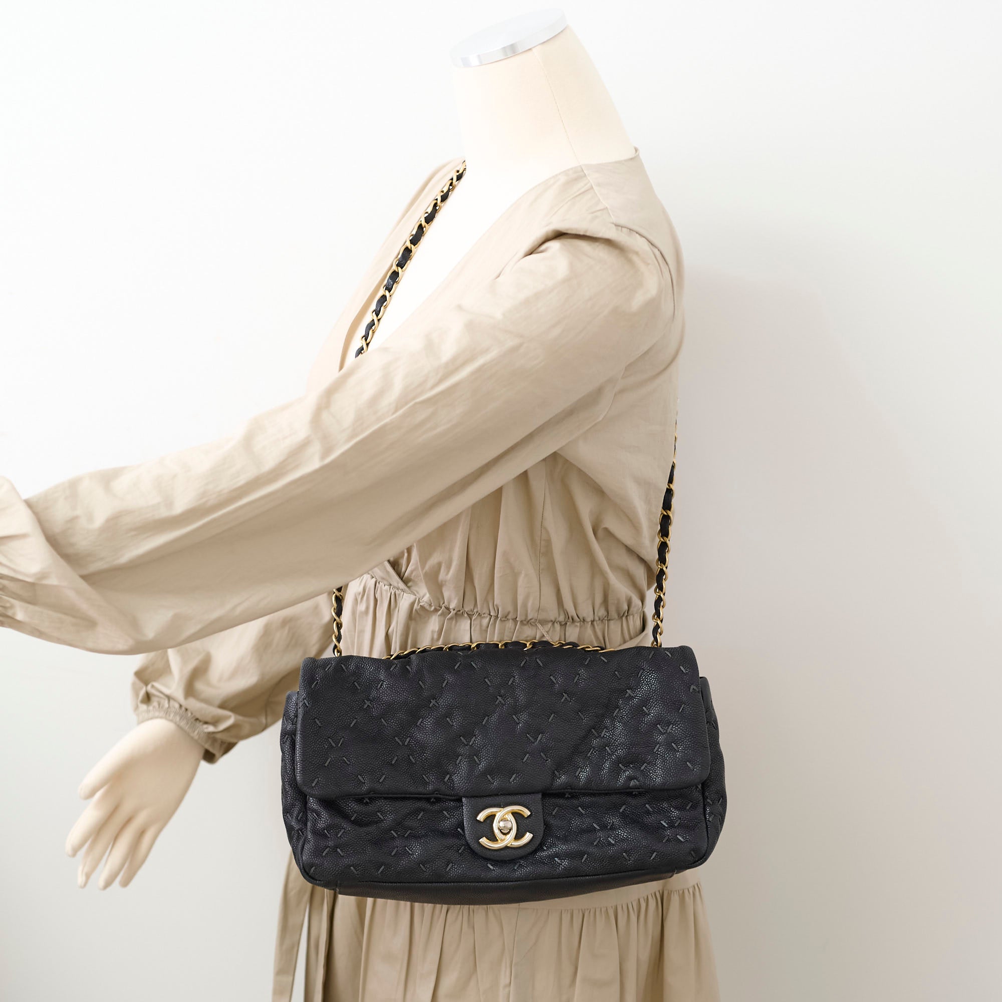 Chanel Quilted Flap Bag Black - Luxury Designer Handbag for Women | Perfect for Parties, Dating & Special Occasions