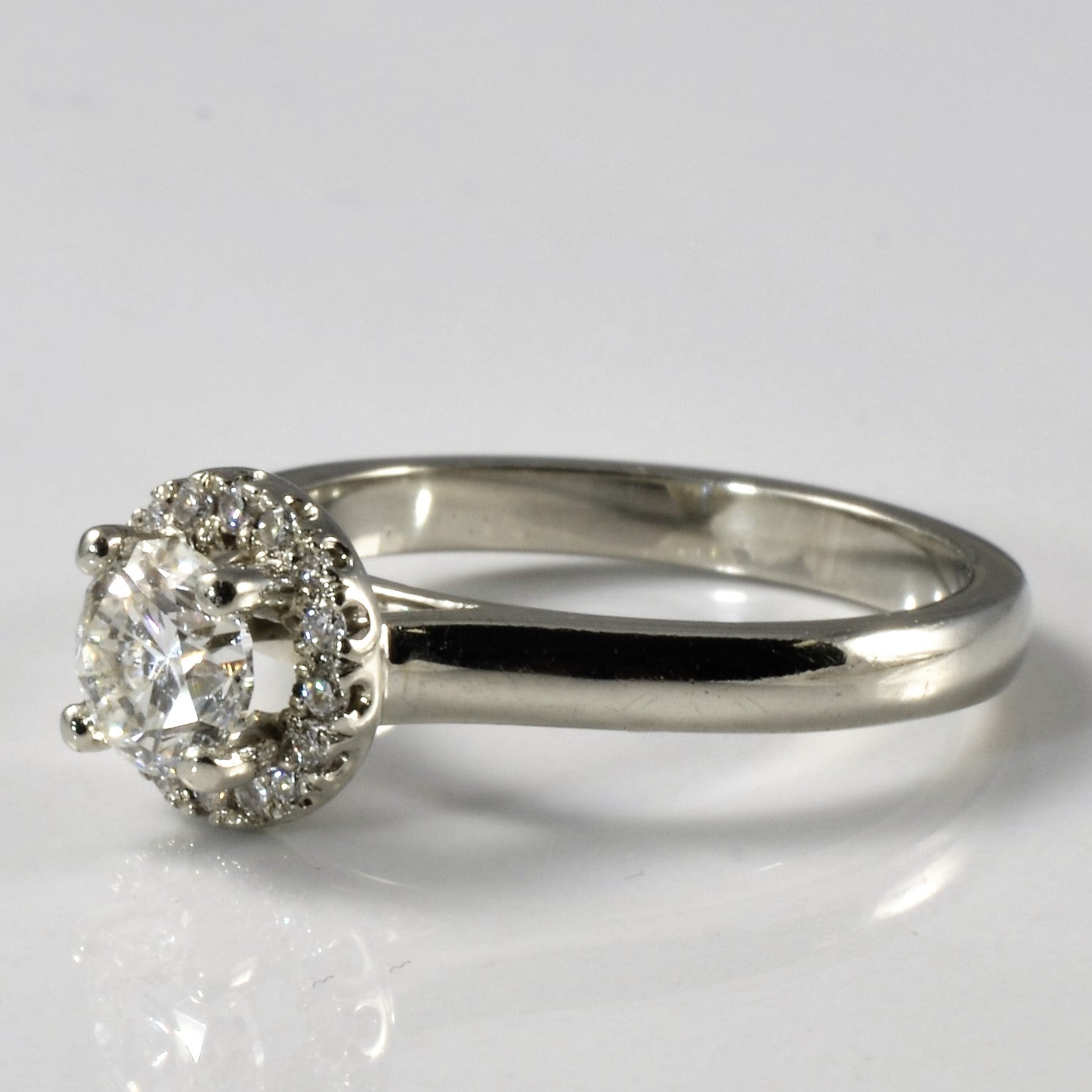 0.76ctw Diamond Halo Engagement Ring - SI1 Clarity, Size 6.5 - Elegant Wedding Ring for Proposal, Anniversary & Special Occasions
