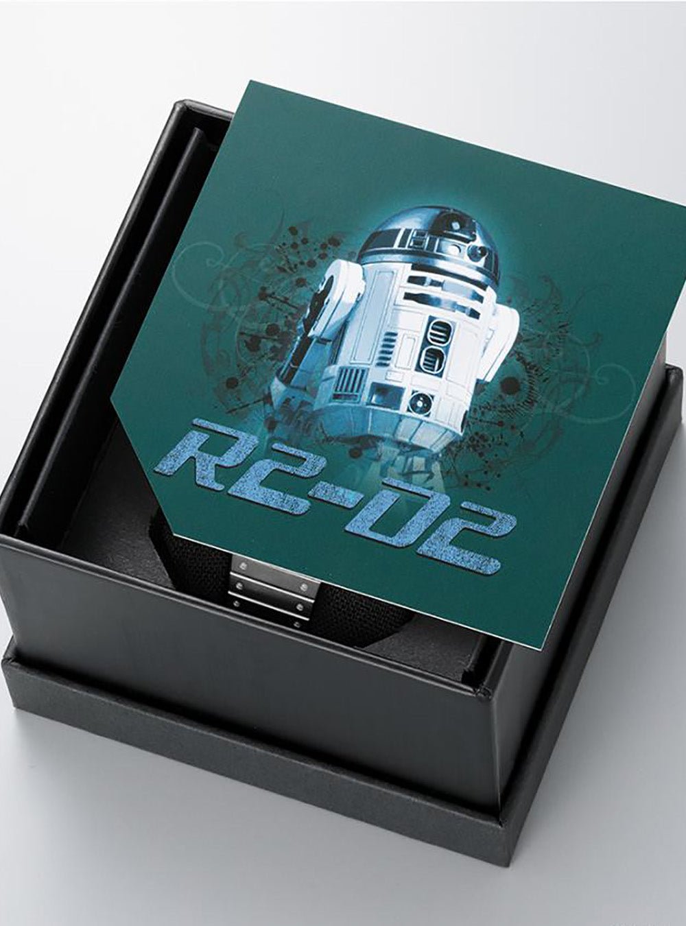 CITIZEN Eco-Drive R2-D2 Limited Edition JG2121-54A Men's Watch with Thermo Sensor - Star Wars Collector's Item for Fans & Gift Giving