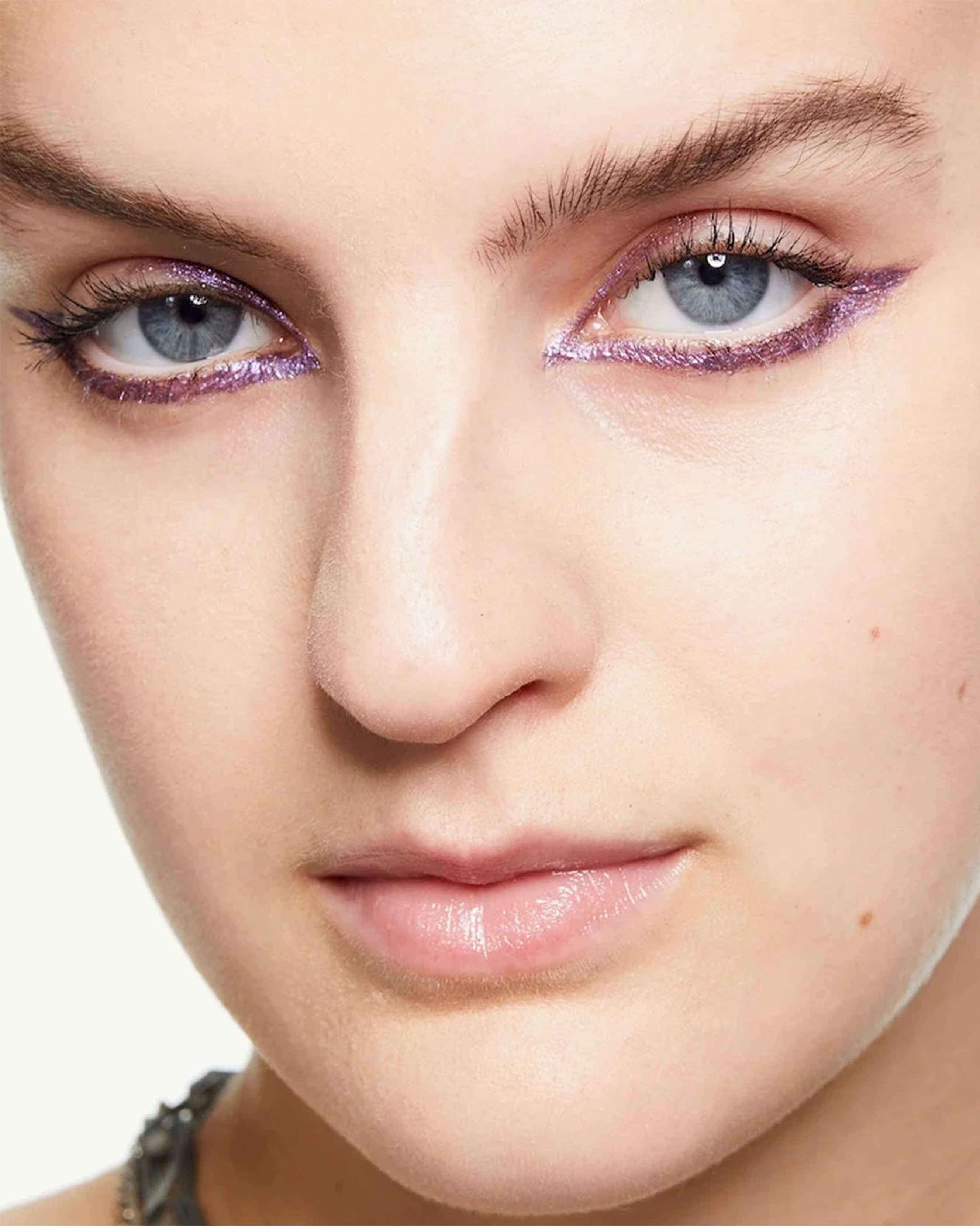 Freestyle Color Cream - Vibrant & Long-Lasting Makeup for Creative Looks | Perfect for Parties, Cosplay & Artistic Expression