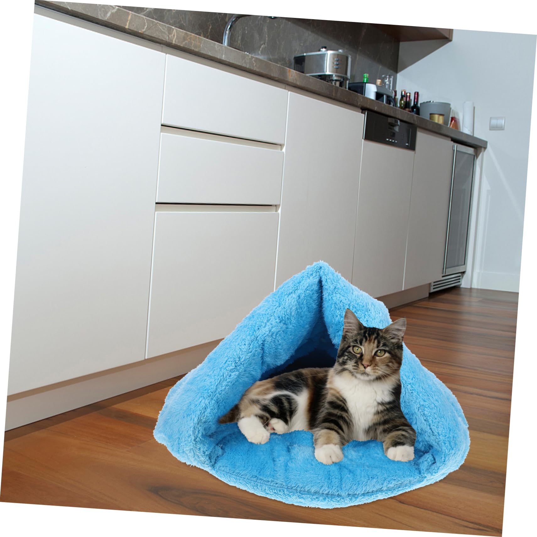 Warm and Cozy Cat Bed for Winter - Soft Pet Sleeping Nest for Cats & Small Dogs - Perfect for Indoor Use, Couch, Bedroom, or Pet Carrier