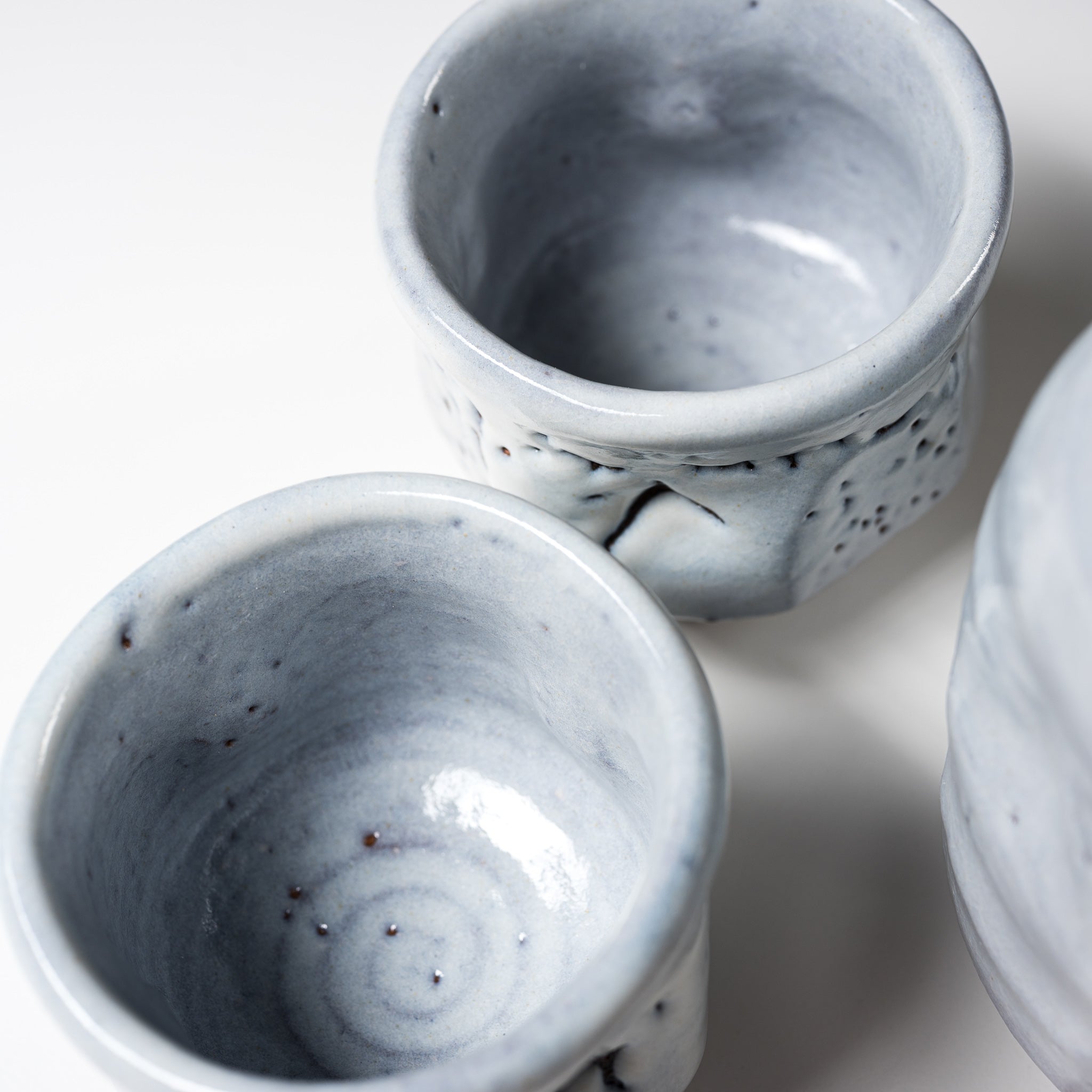 Premium Tenryu Kiln Hagi Ware Japanese Sake Set - Handcrafted White Ceramic Sake Cups & Decanter with Wooden Gift Box - Traditional Tea Ceremony & Home Entertaining Accessories