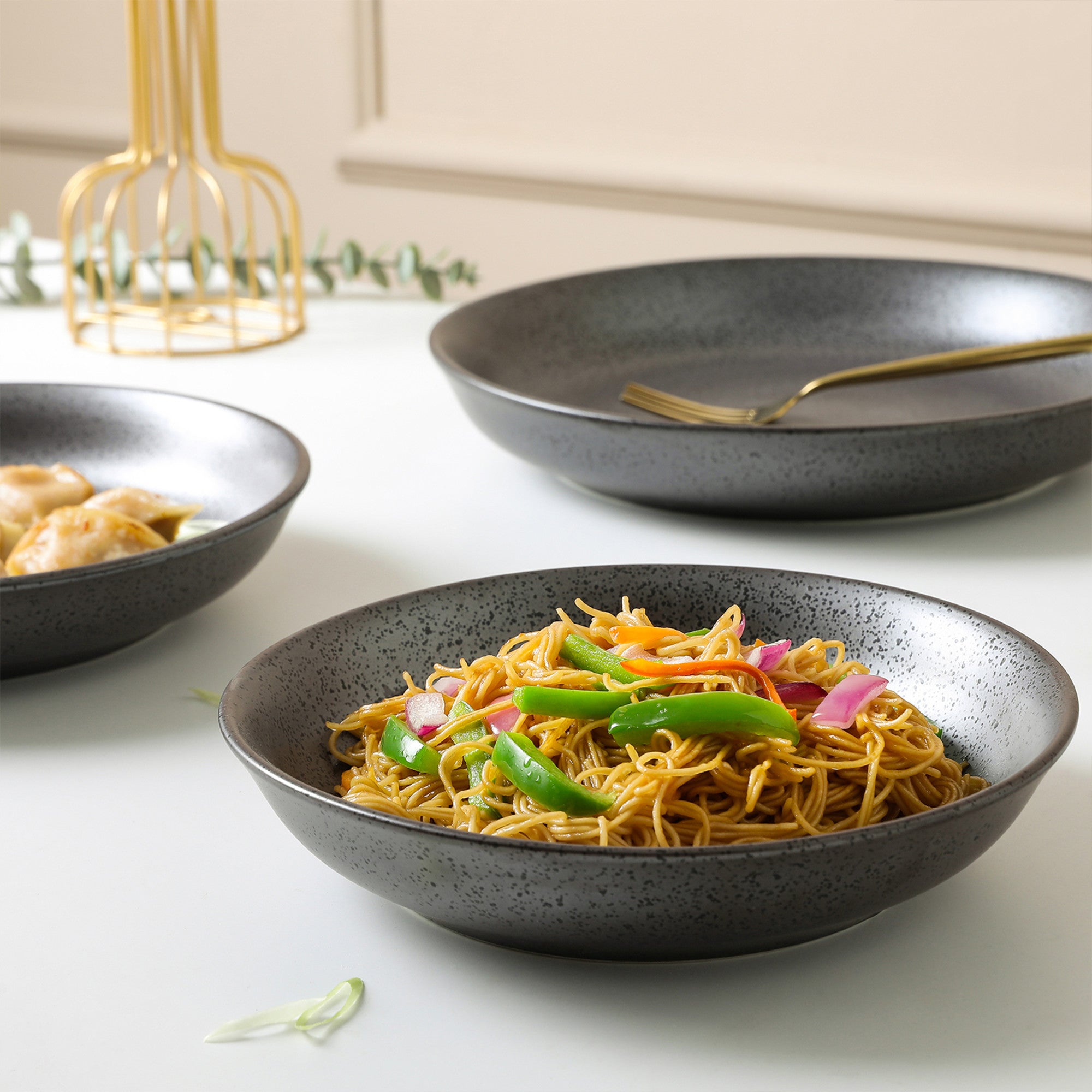 Valencia Porcelain Service Bowl Set - Metallic Grey - Elegant Dinnerware for Fine Dining & Entertaining