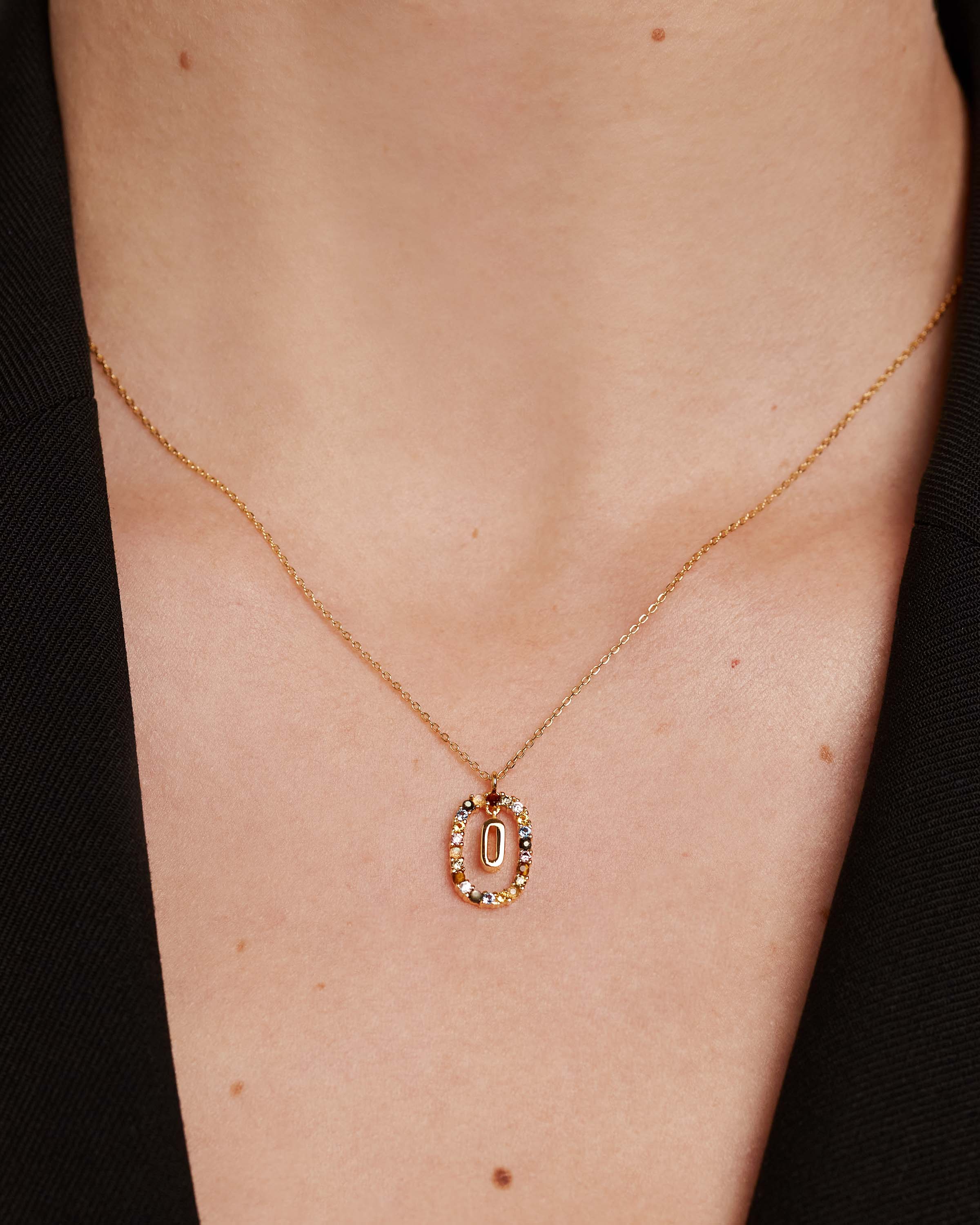 Elegant Letter O Pendant Necklace - Gold & Silver Initial Necklace for Women - Perfect Gift for Birthday, Anniversary & Valentine's Day - Ideal for Everyday Wear, Special Occasions & Personalized Jewelry Lovers