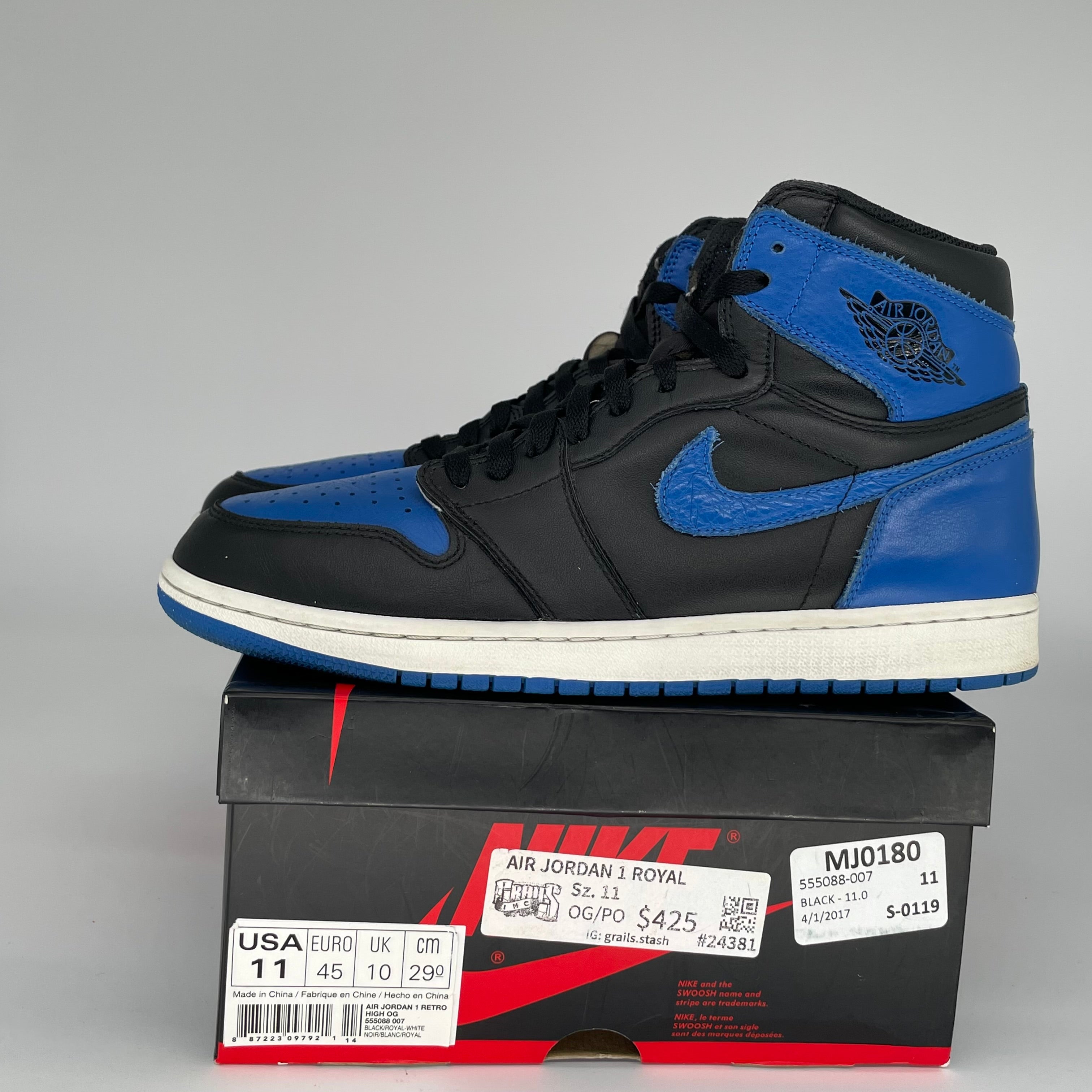 Original Air Jordan 1 Royal Blue Men's Size 11 Sneakers 555088-007 - Basketball Shoes for Streetwear & Casual Outfits
