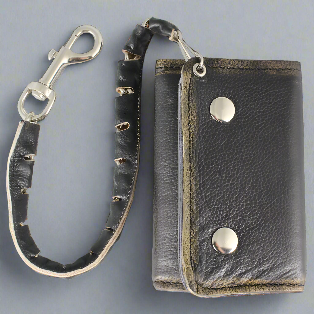 Open Road Men's Chrome Plated Chain Leather Wallet - Stylish Bifold RFID Blocking Wallet for Men - Perfect for Everyday Use, Travel & Night Out