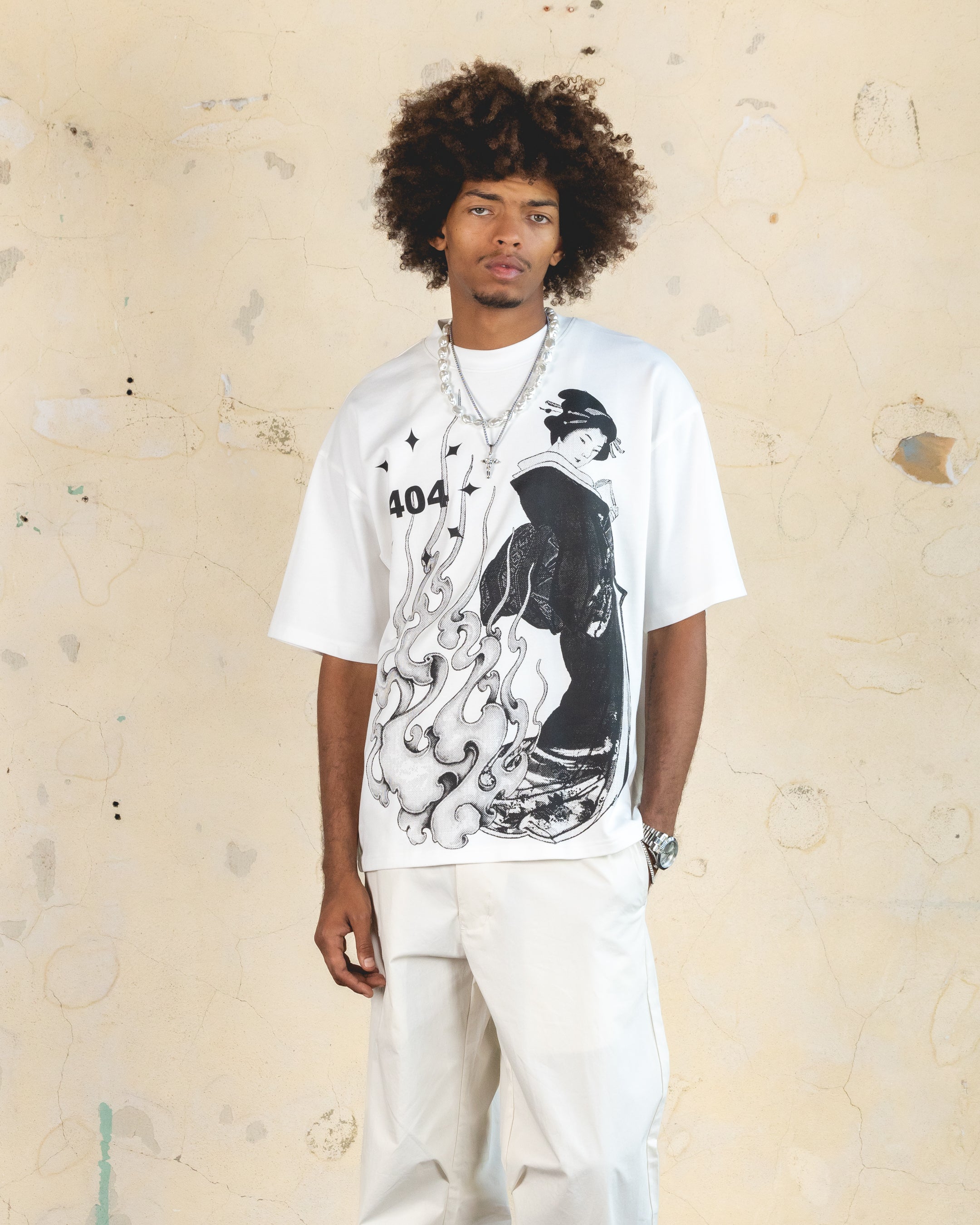 404 Geisha Graphic T-Shirt - Off White | Vintage Japanese Art Tee for Men & Women | Casual Streetwear & Anime Cosplay Outfit