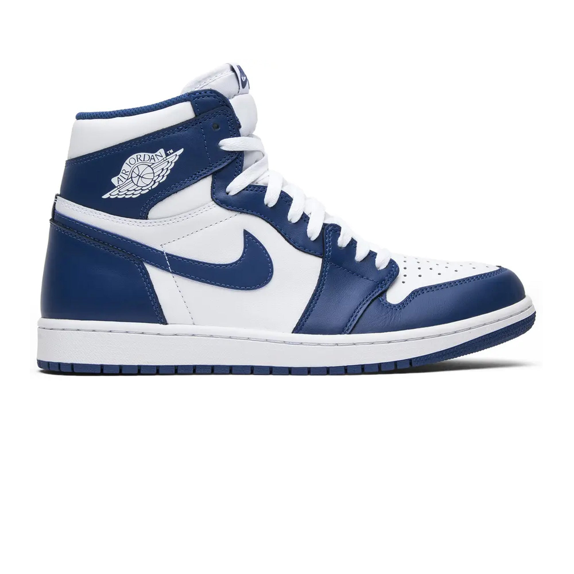 Air Jordan 1 Retro 'Storm Blue' Sneakers (2016) - Men's Basketball Shoes for Casual Wear & Street Style
