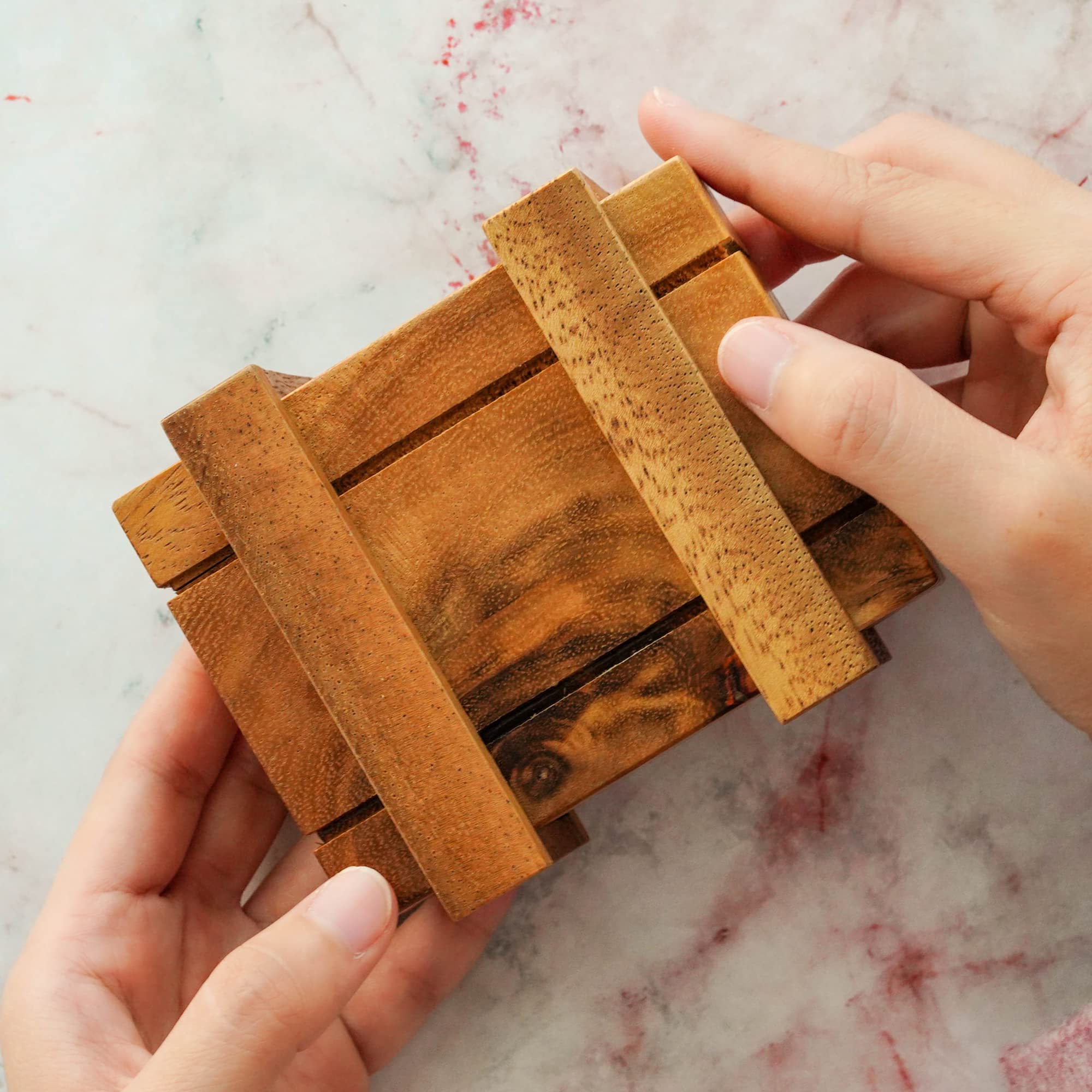 BSIRI Magic Box - Secret Wooden Puzzle Box with Hidden Compartments | Brain Teaser Mystery Gift Box for Jewelry, Cash & Credit Cards | Perfect for Escape Rooms, Gifts & Home Decor (Credit Card Size)