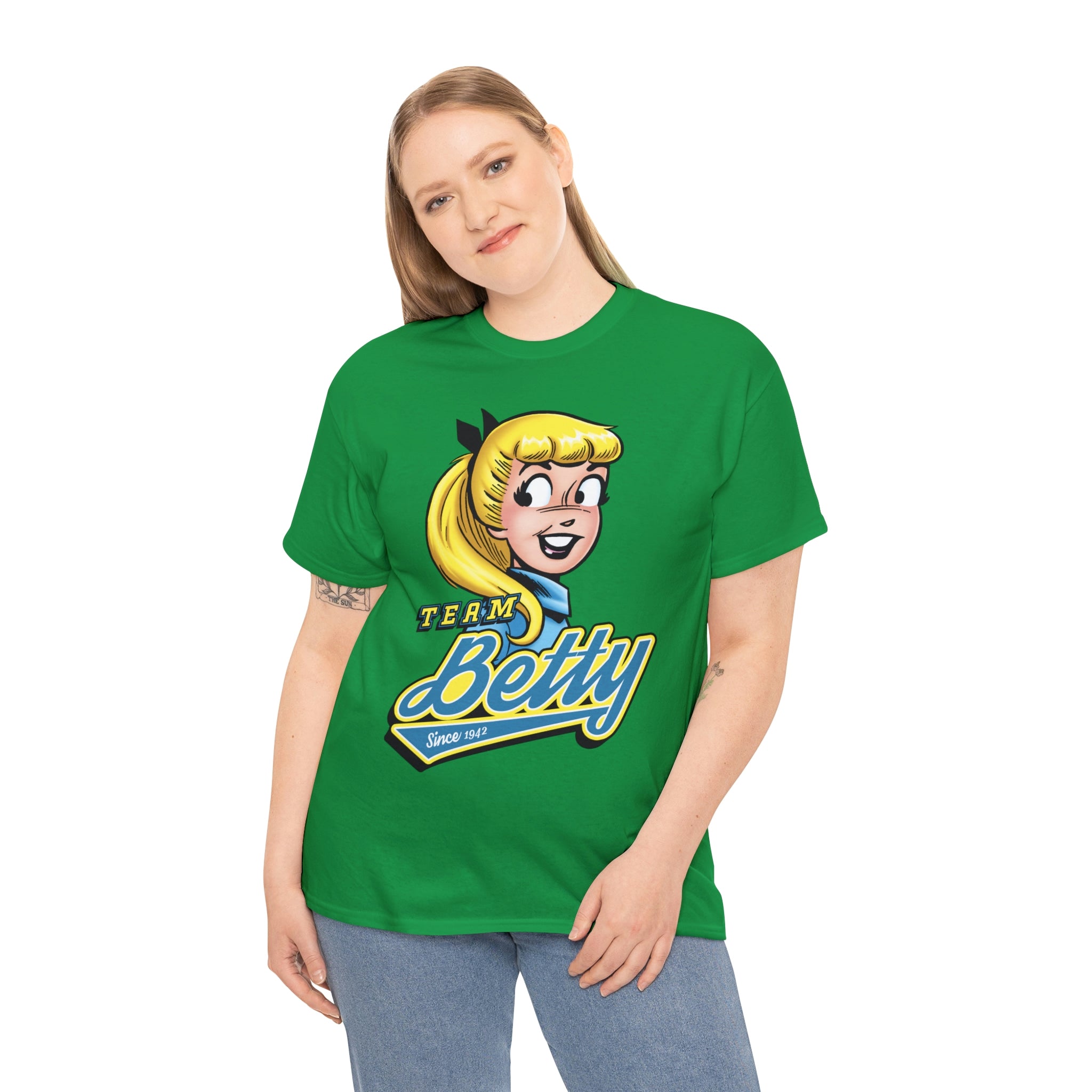 Team Betty Graphic Tee - Unisex Heavy Cotton T-Shirt with Betty Cooper Design | Casual Wear for Men & Women | Perfect for Comic Con, Cosplay & Pop Culture Events