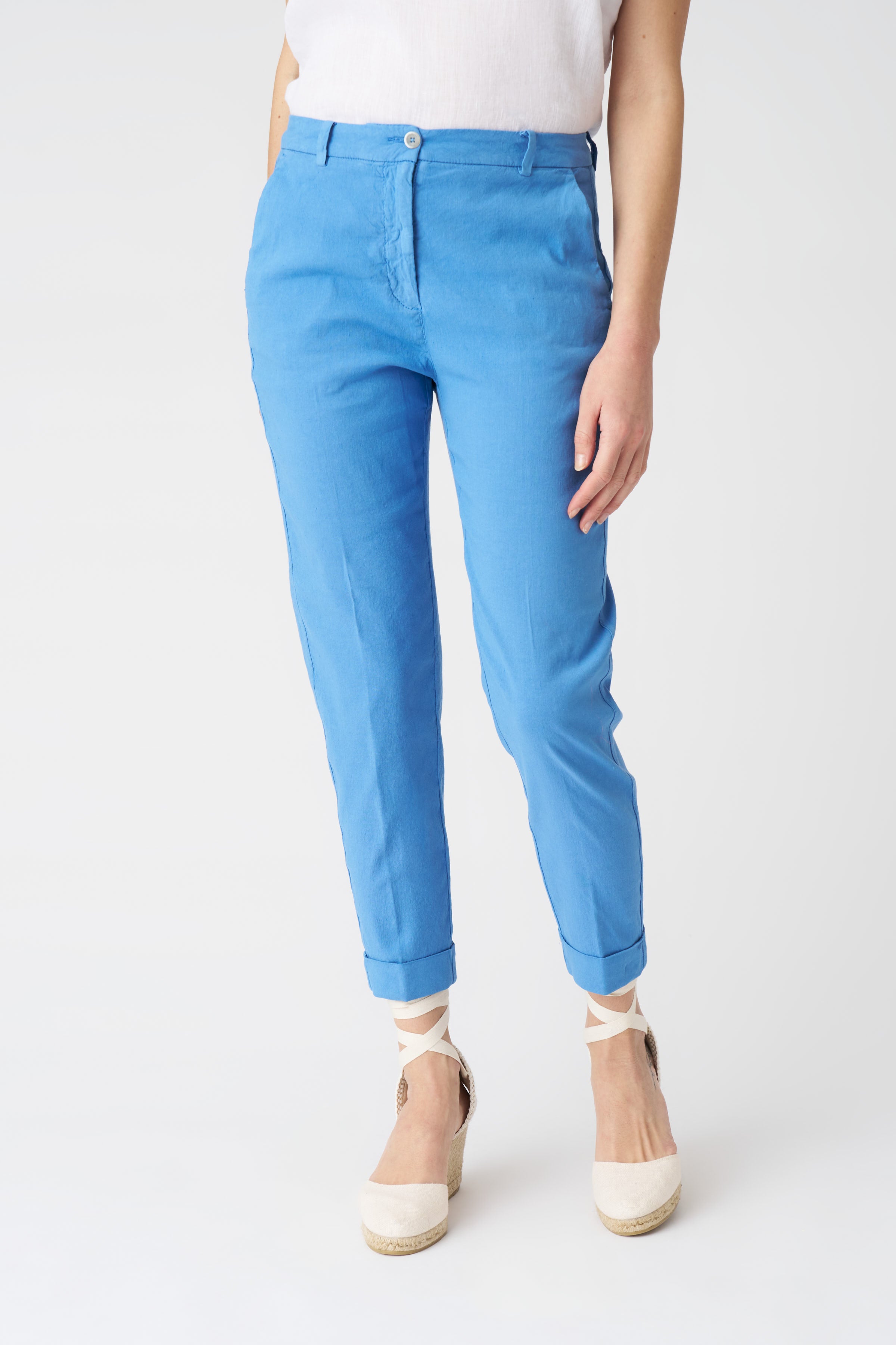 Stylish Women's High-Waisted Chino Cropped Pants - Comfortable & Trendy Casual Trousers for Work, Office, and Everyday Wear