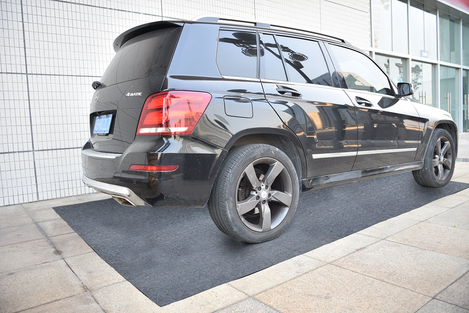 Premium Garage Floor Mat - Heavy Duty Absorbent Fabric with Anti-Slip Waterproof Backing - Washable Parking Mat for Garage & Workshop (16.7ft x 6.7ft) - Protects Floors from Oil, Dirt & Moisture