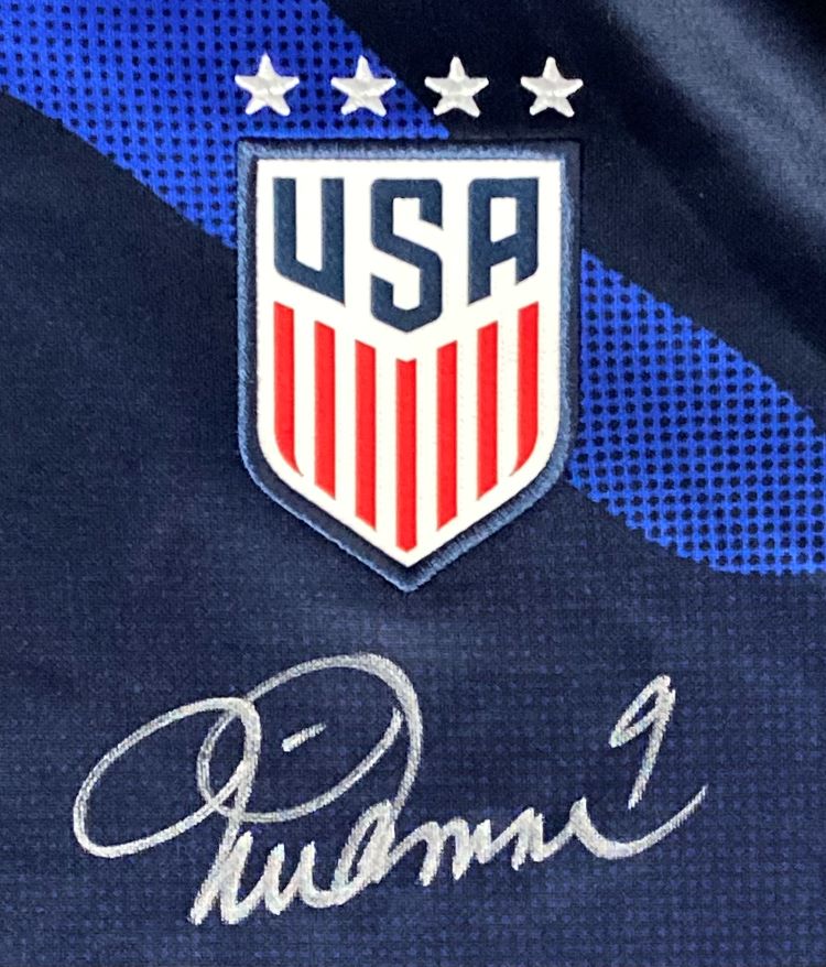 Authentic Mia Hamm Autographed USA Blue Nike Women's Soccer Jersey - Limited Edition Collectible - Perfect for Fans, Memorabilia Collectors & Sports Enthusiasts - Great for Display, Gifts & Home Decor