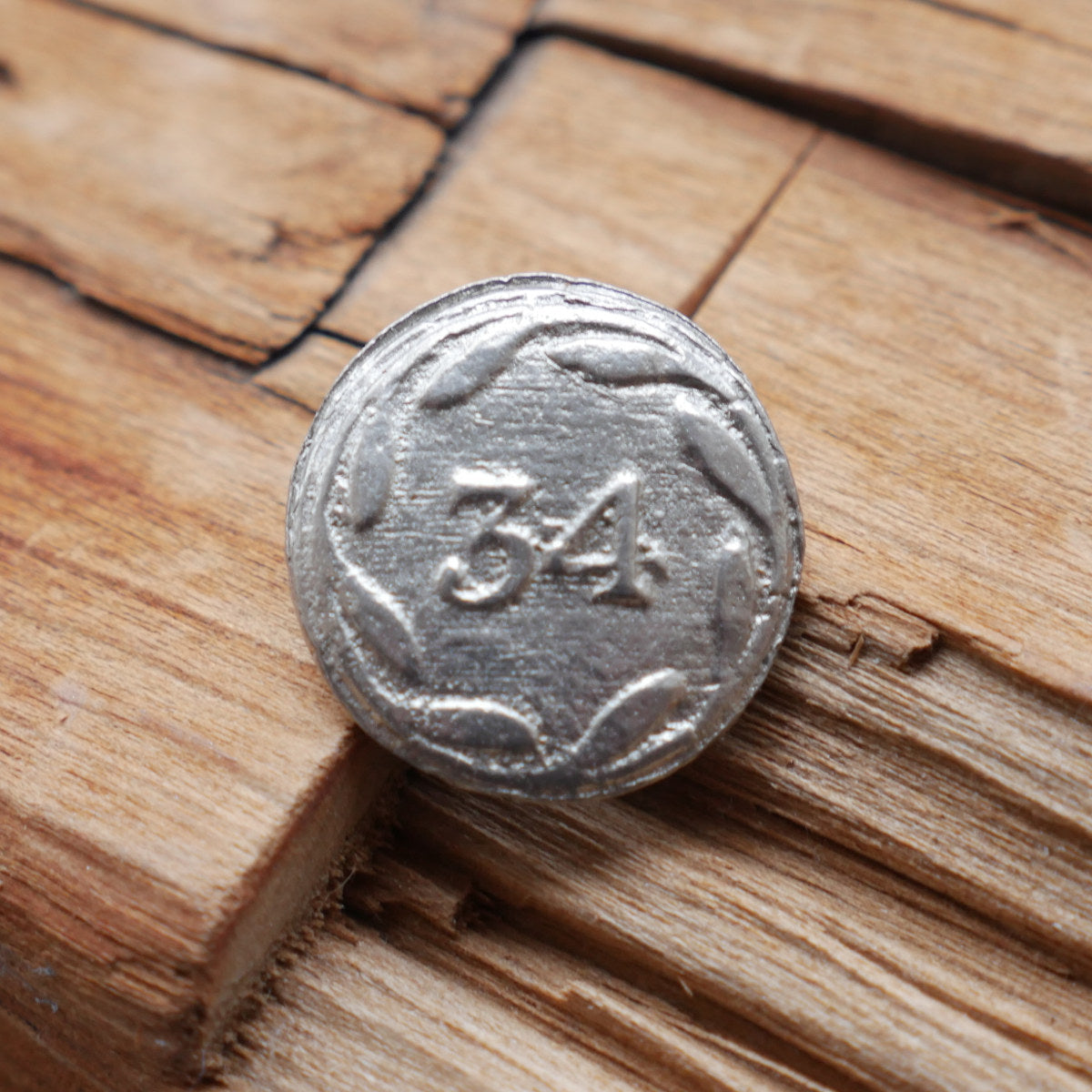 Authentic 1776-1786 British 34th Regiment of Foot Military Buttons - 3/4 & 15/16 Inch Sizes - Perfect for Historical Reenactments, Uniform Restoration & Collectors