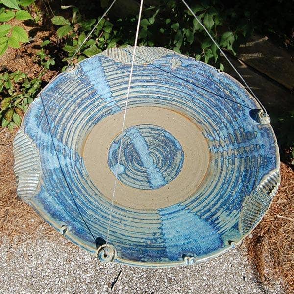 Large Ceramic Bird Bath for Garden - Outdoor Decorative Birdbath for Attracting Birds and Enhancing Garden Aesthetics
