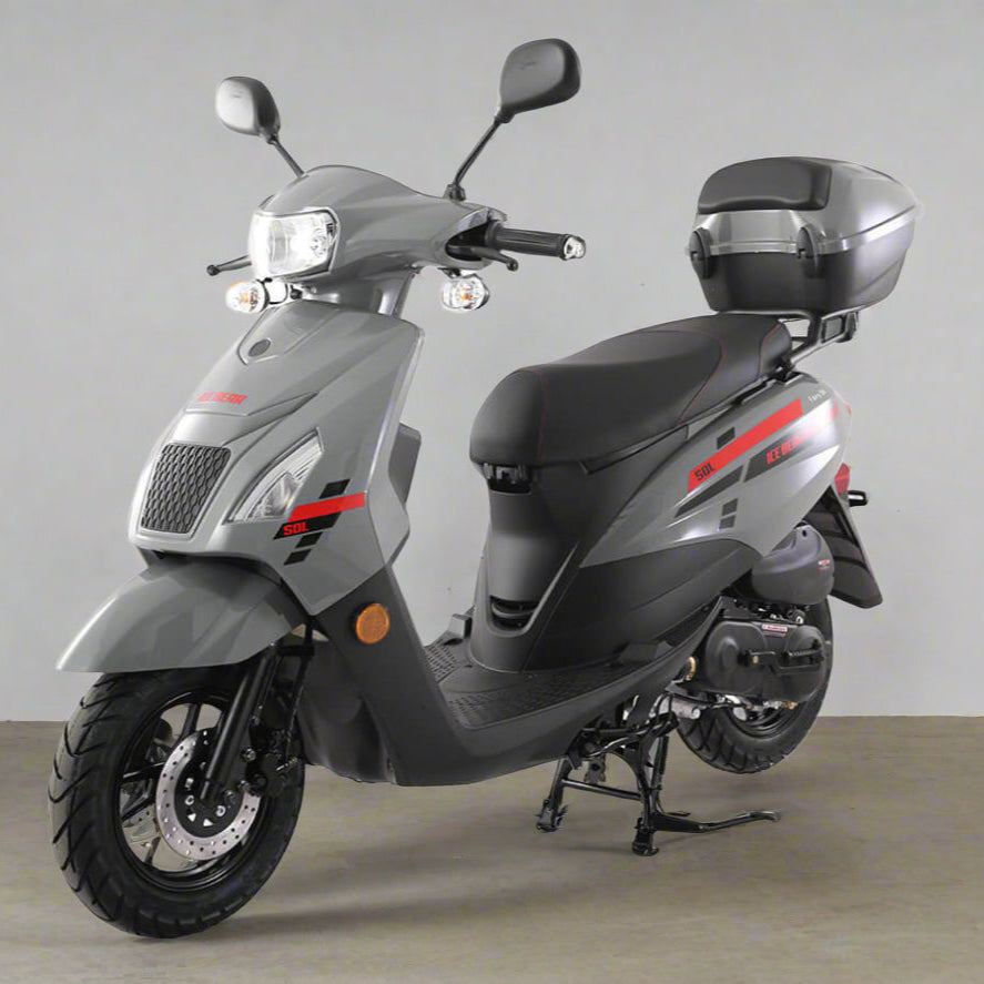 Venom Cali 50cc Moped Scooter - Automatic Transmission for Urban Commuting & Short Trips