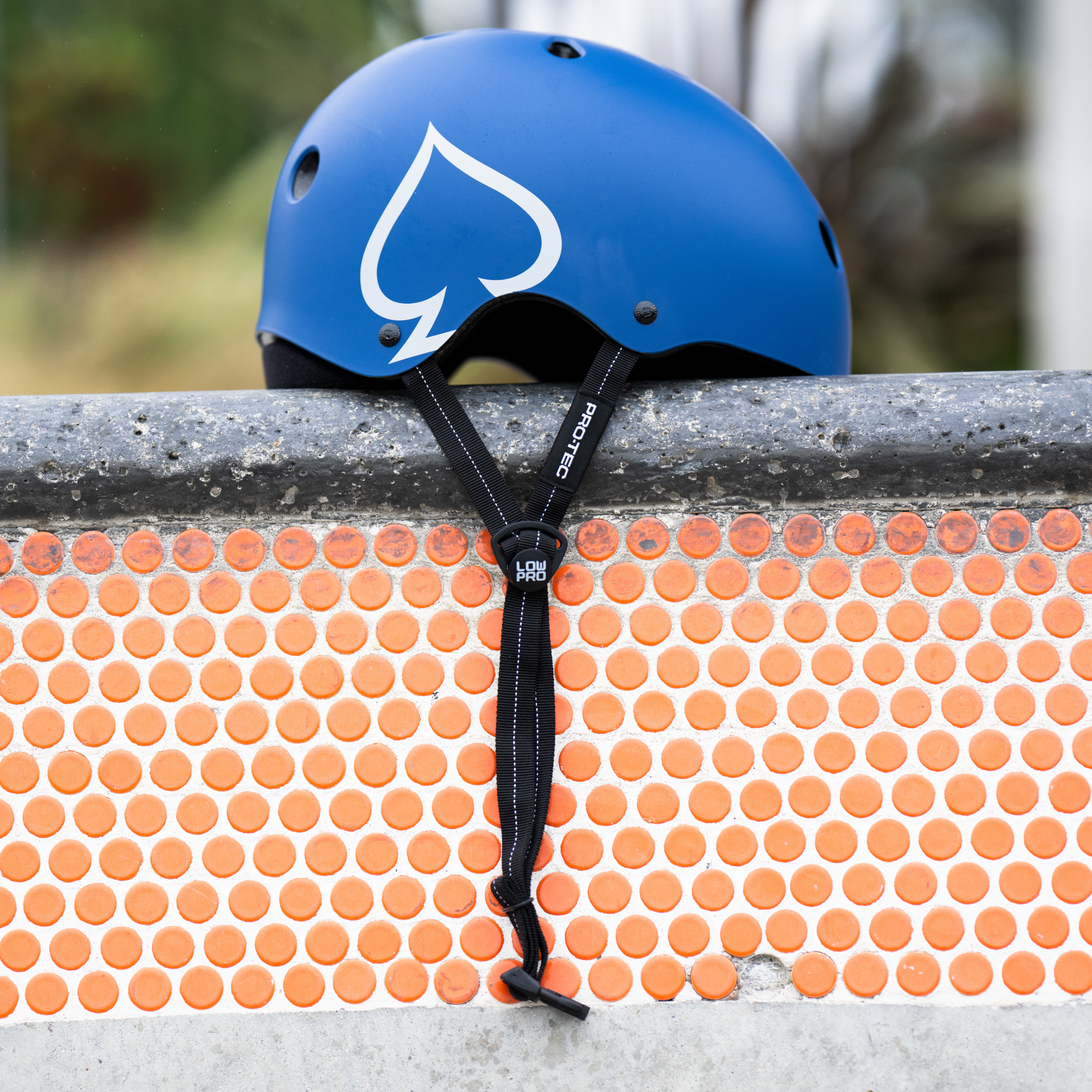 LOW PRO Certified Helmet - Matte Blue - Lightweight & Safe Bike Helmet for Adults - Perfect for Cycling, Commuting & Outdoor Sports