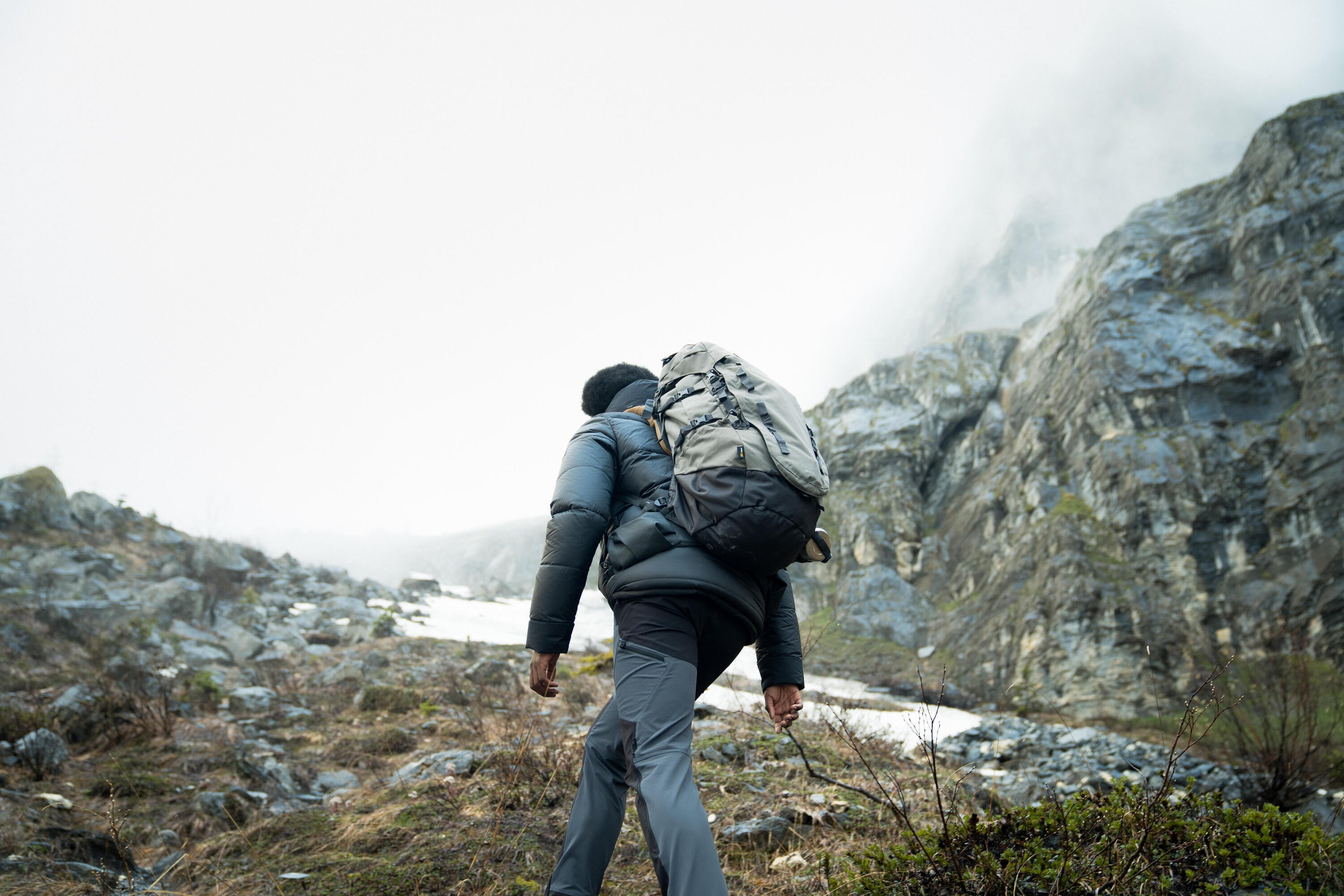 Forclaz Men's MT900 Symbium2 50+10L Hiking Backpack - Lightweight Travel & Trekking Backpack for Outdoor Adventures