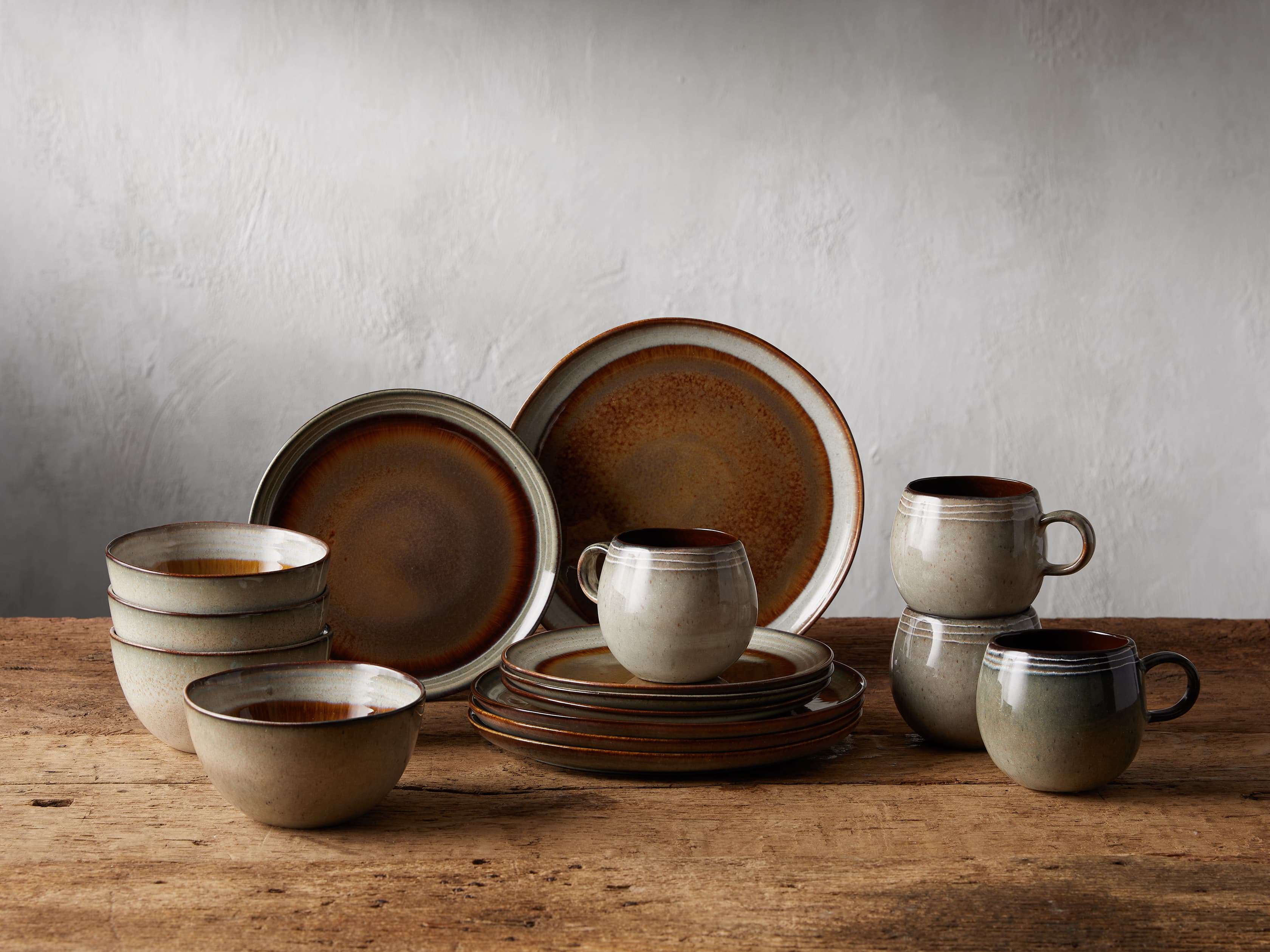 Premium Canyon 16-Piece Dinnerware Set with 4 Cereal Bowls - Elegant Stoneware Plates, Bowls & Mugs for Family Dining, Entertaining & Everyday Use