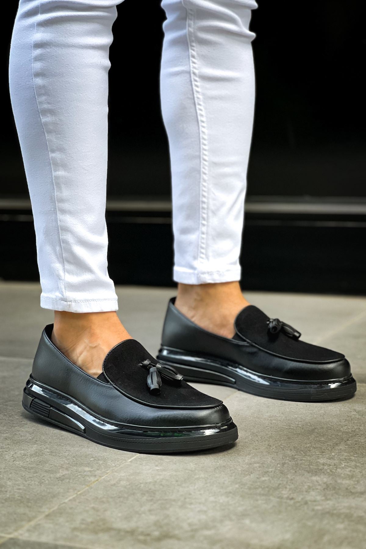 CH2427 Men's Fashion Sneakers - Black | Comfortable & Stylish for Casual Wear, Walking & Daily Use